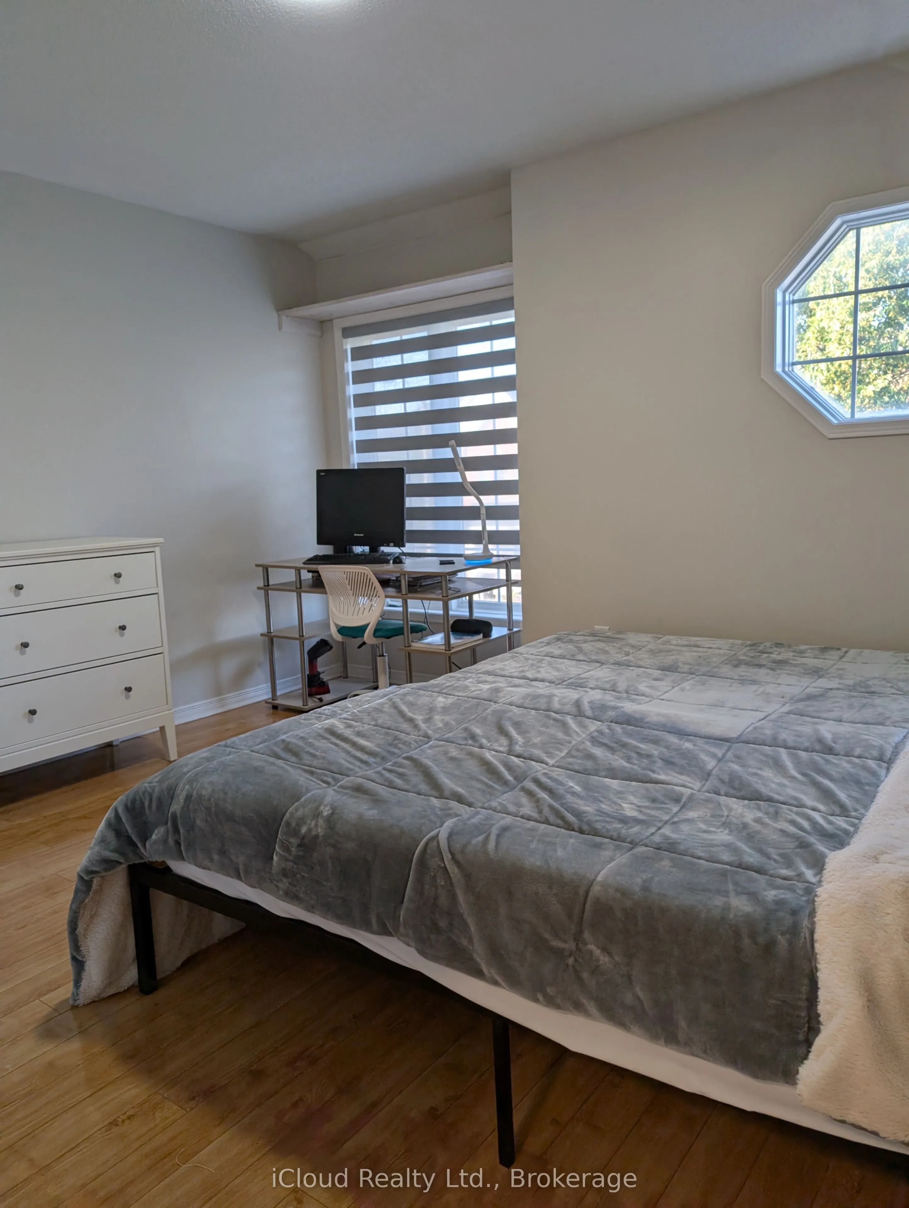 10 Polar Bear Place E