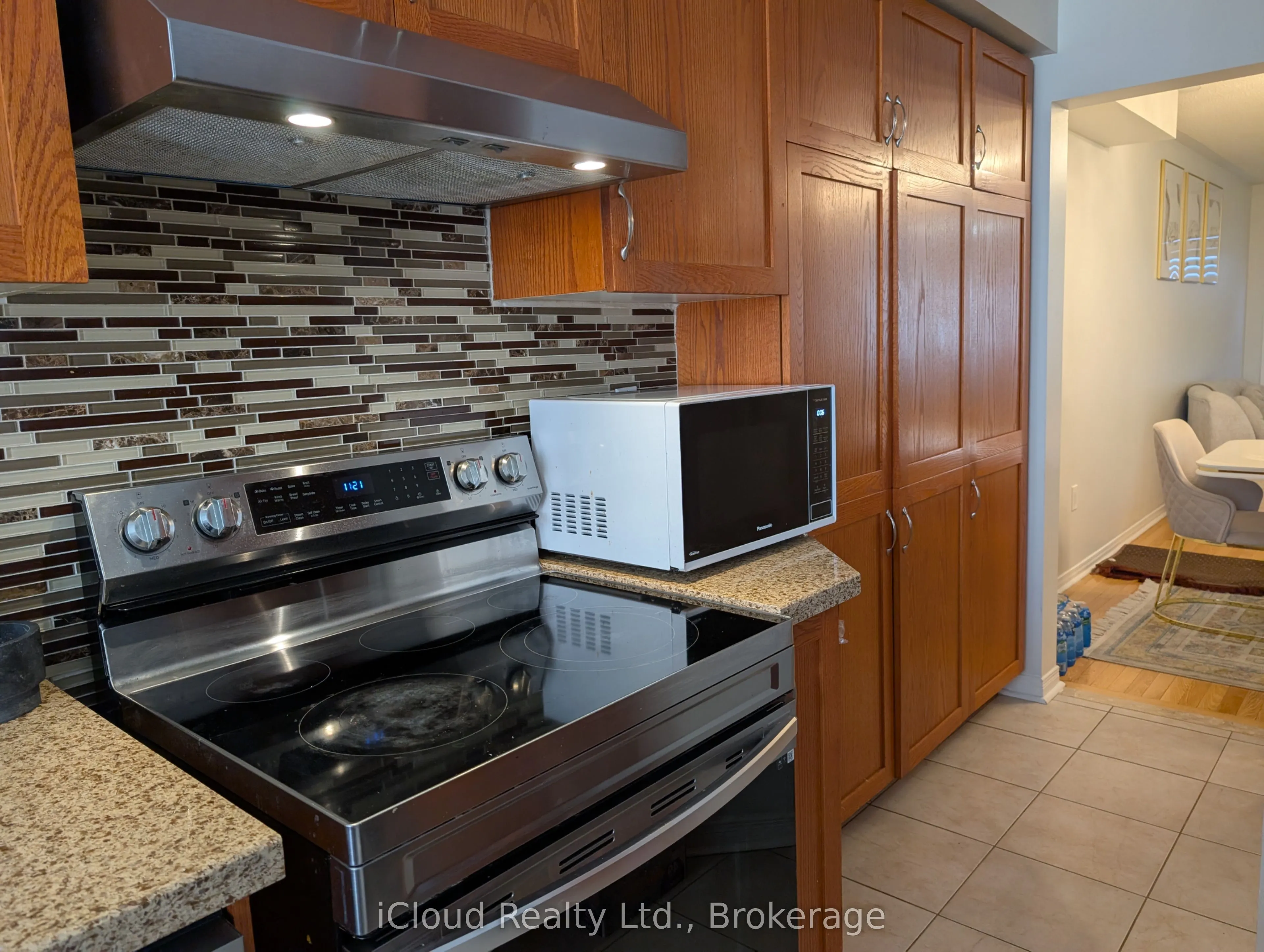 10 Polar Bear Place E