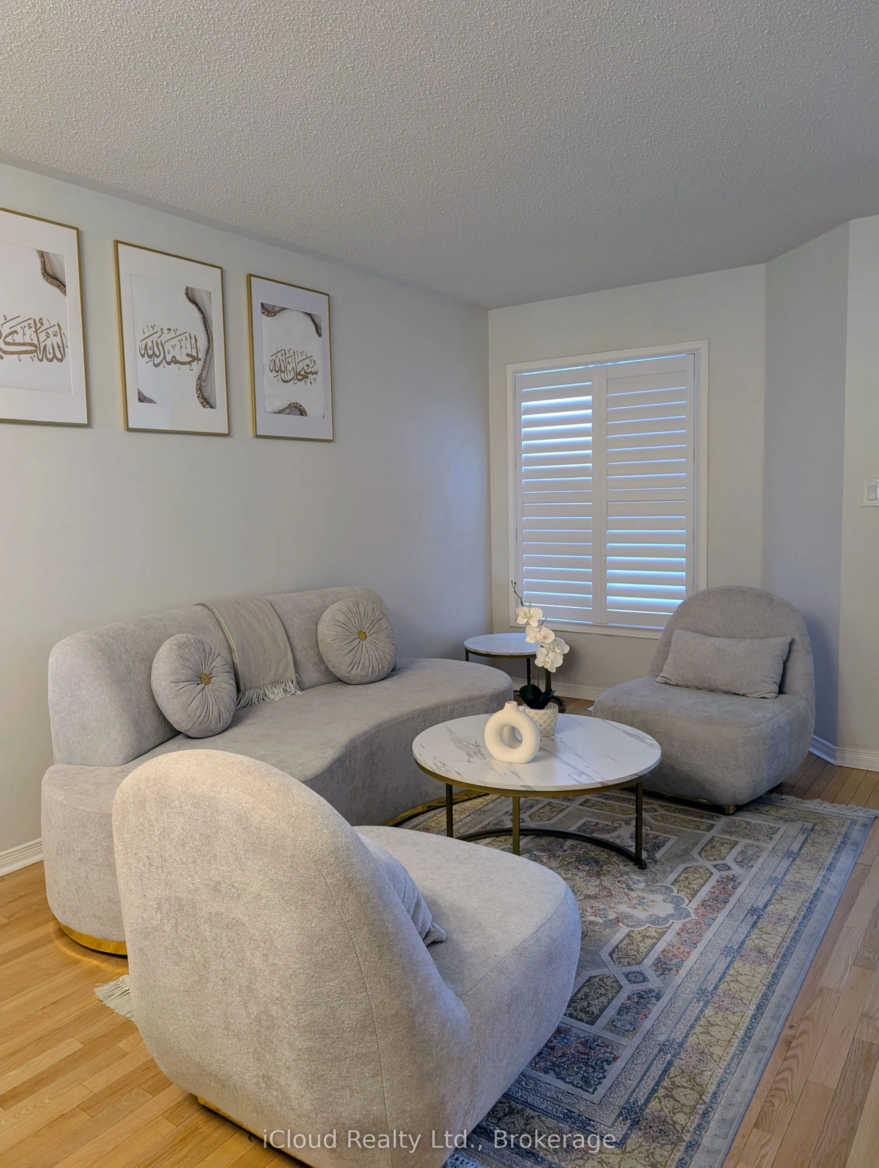 10 Polar Bear Place E