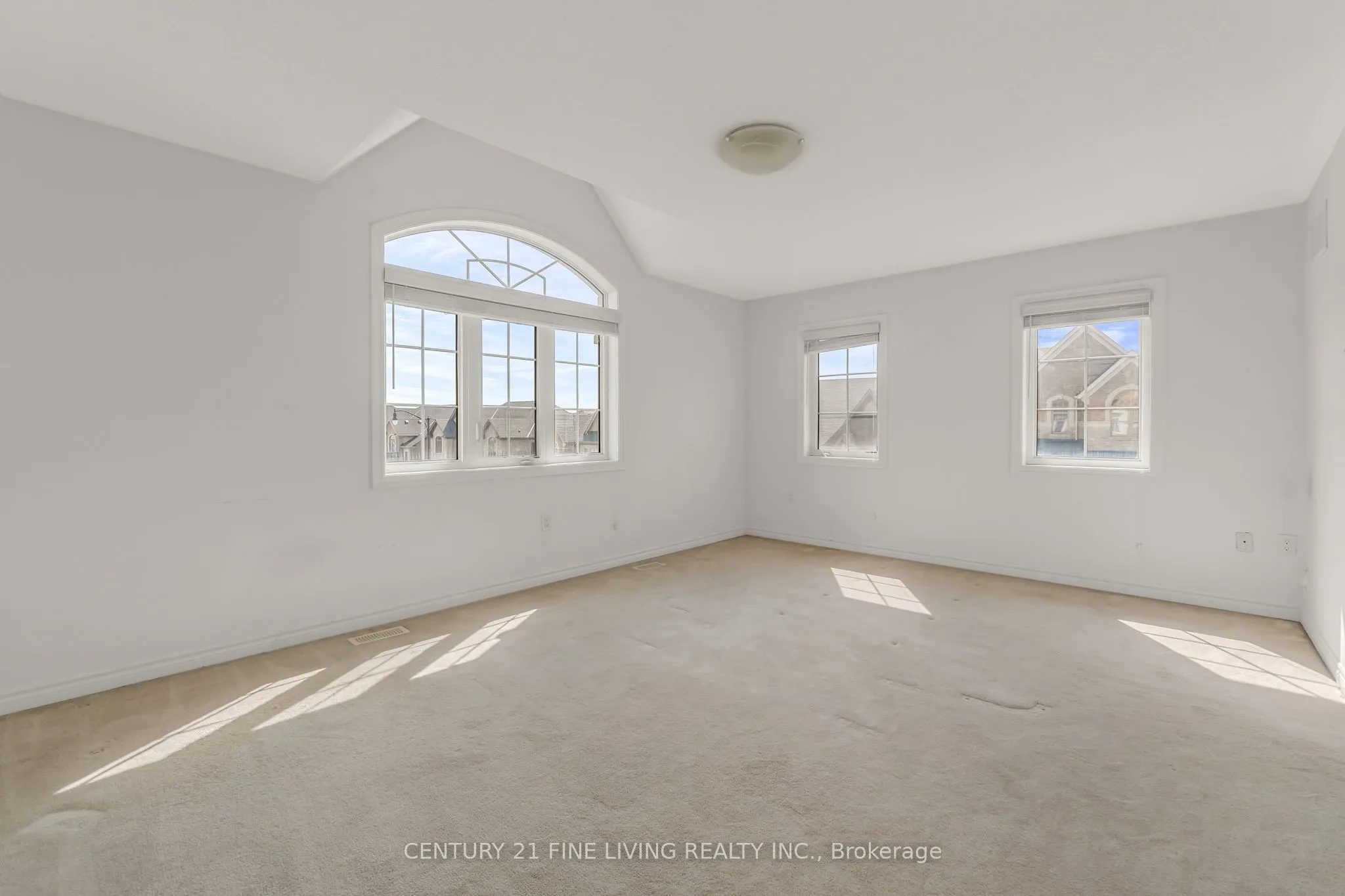 495 Queen Mary Drive