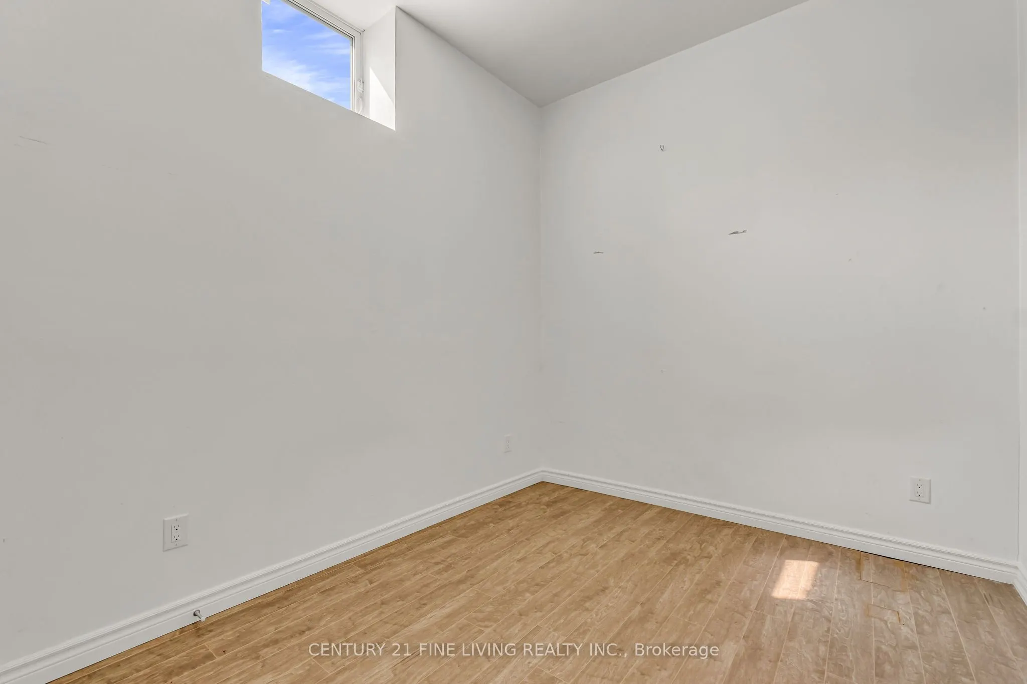 495 Queen Mary Drive