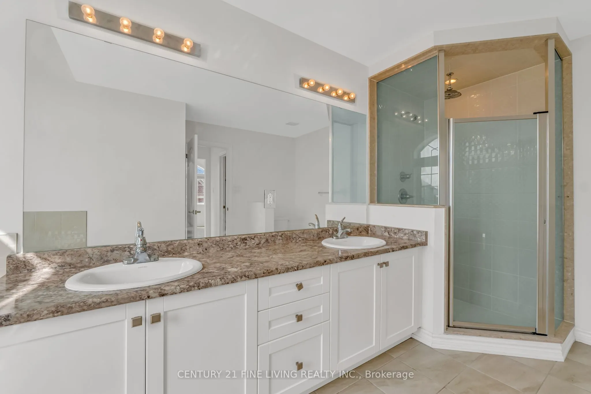 495 Queen Mary Drive