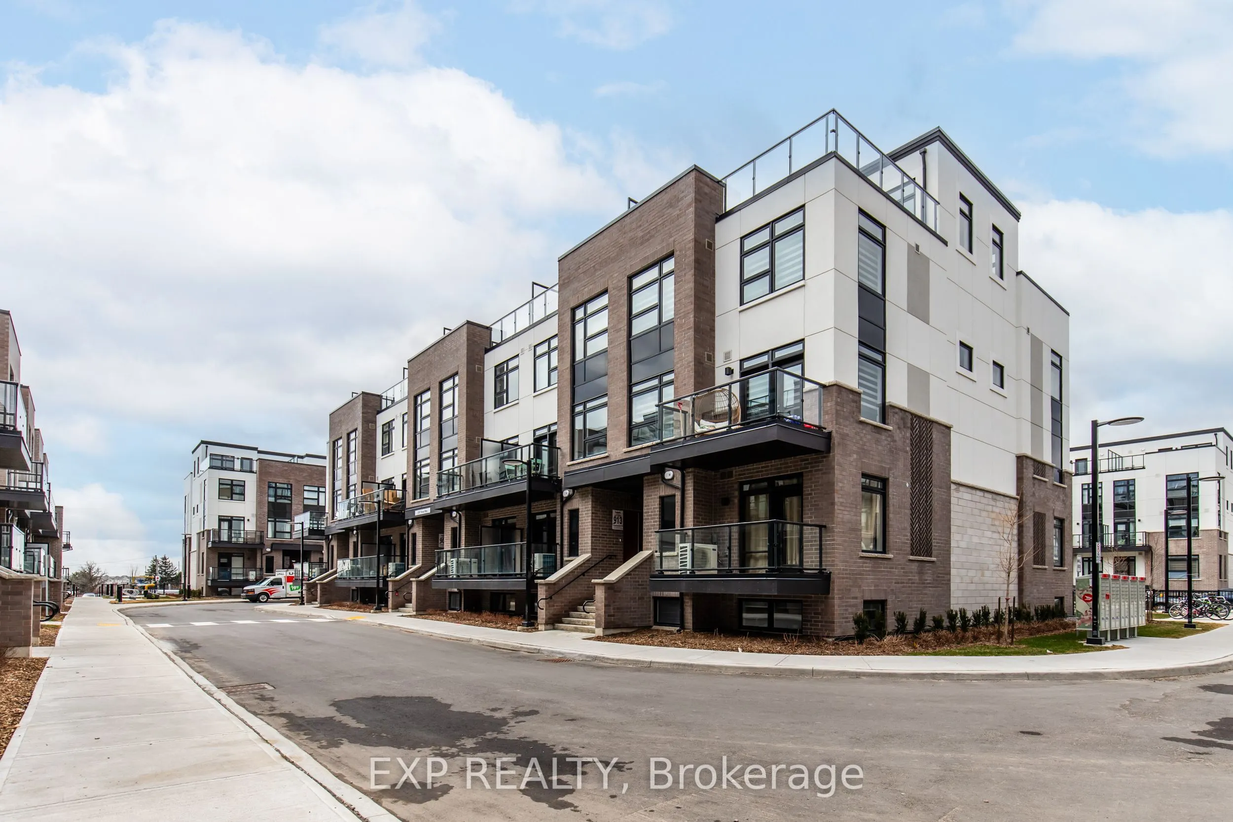 1597 Rose Way, #112