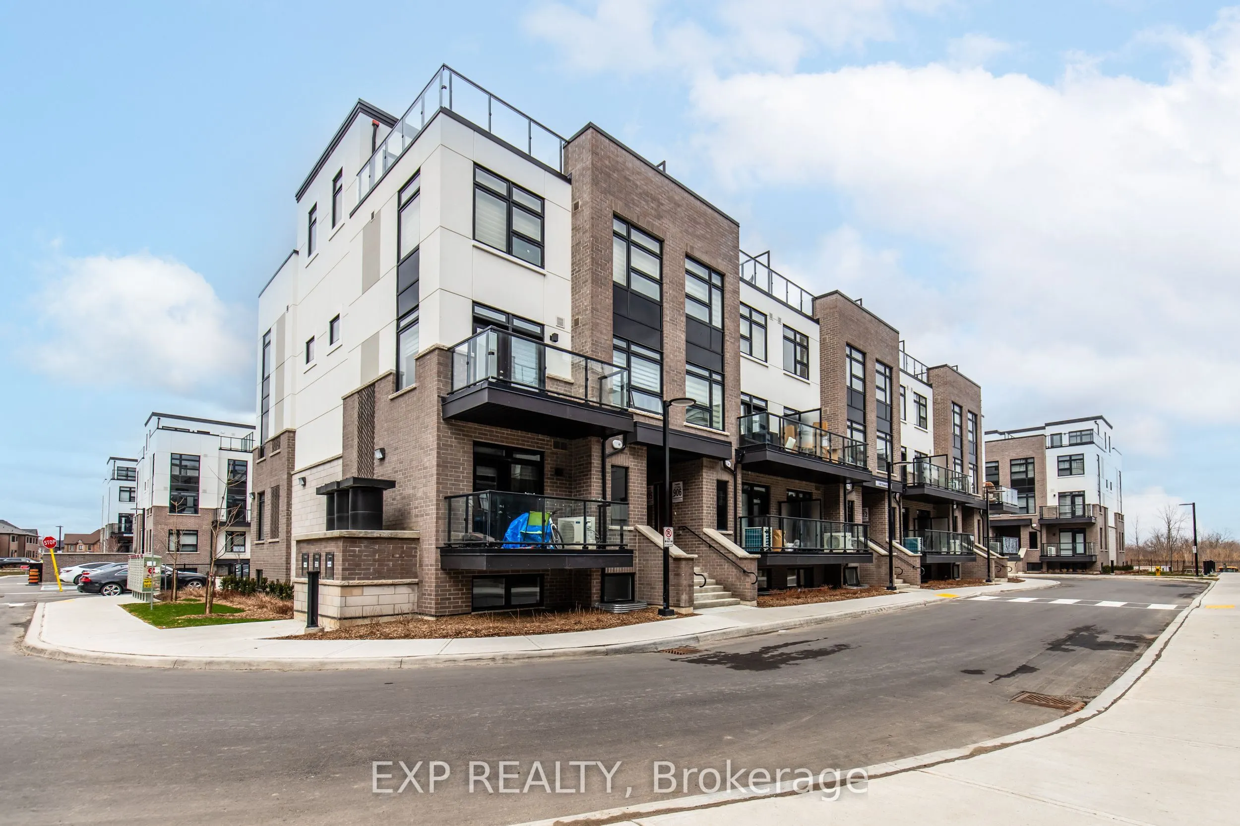1597 Rose Way, #112