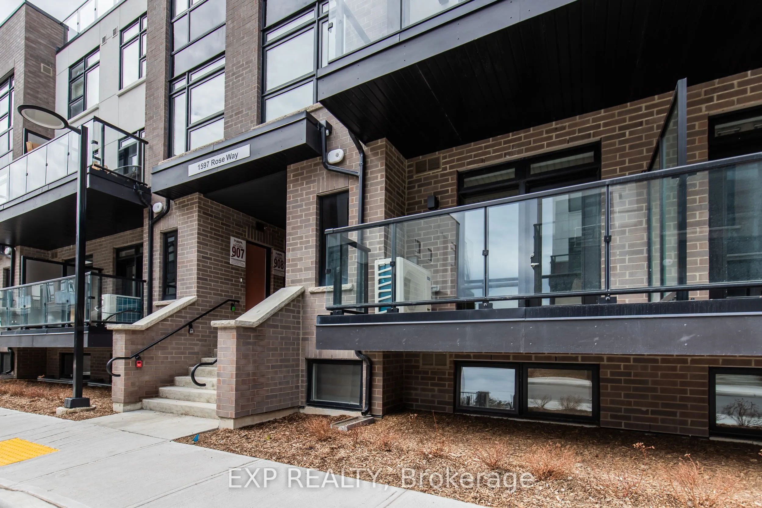 1597 Rose Way, #112