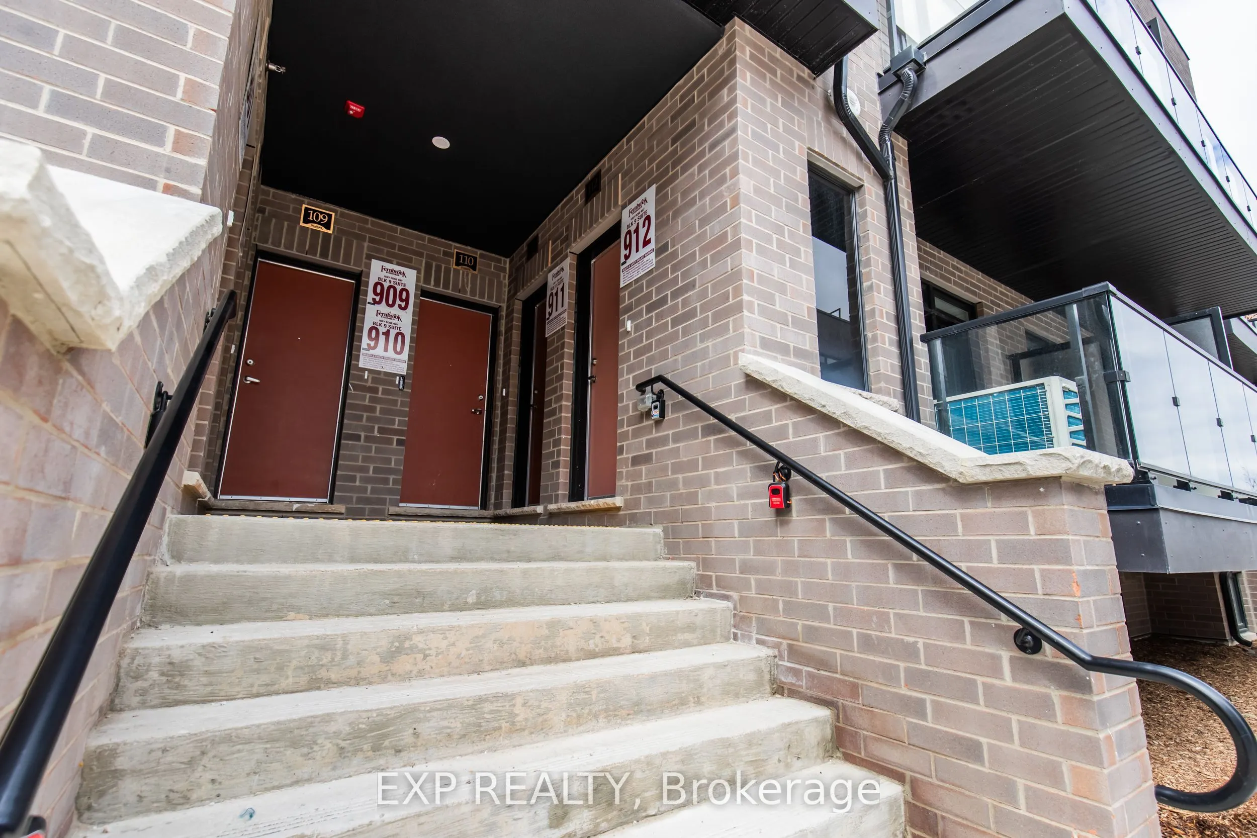 1597 Rose Way, #112