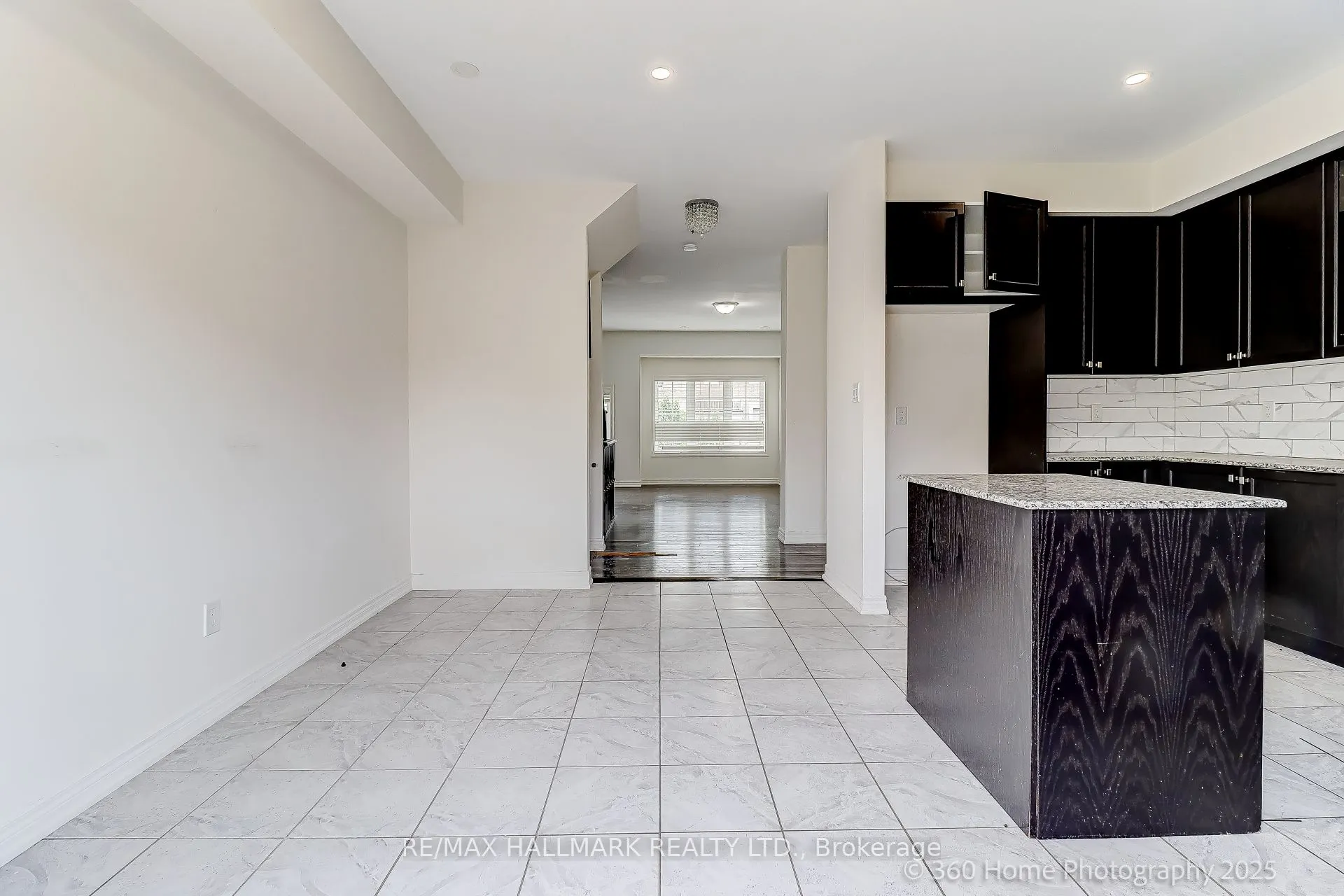 6 Aspen Hills Road, #17
