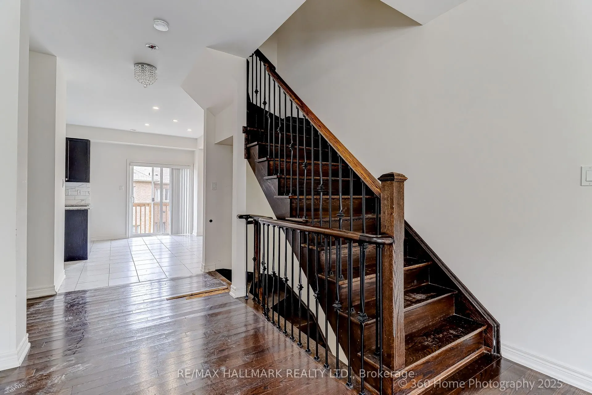 6 Aspen Hills Road, #17
