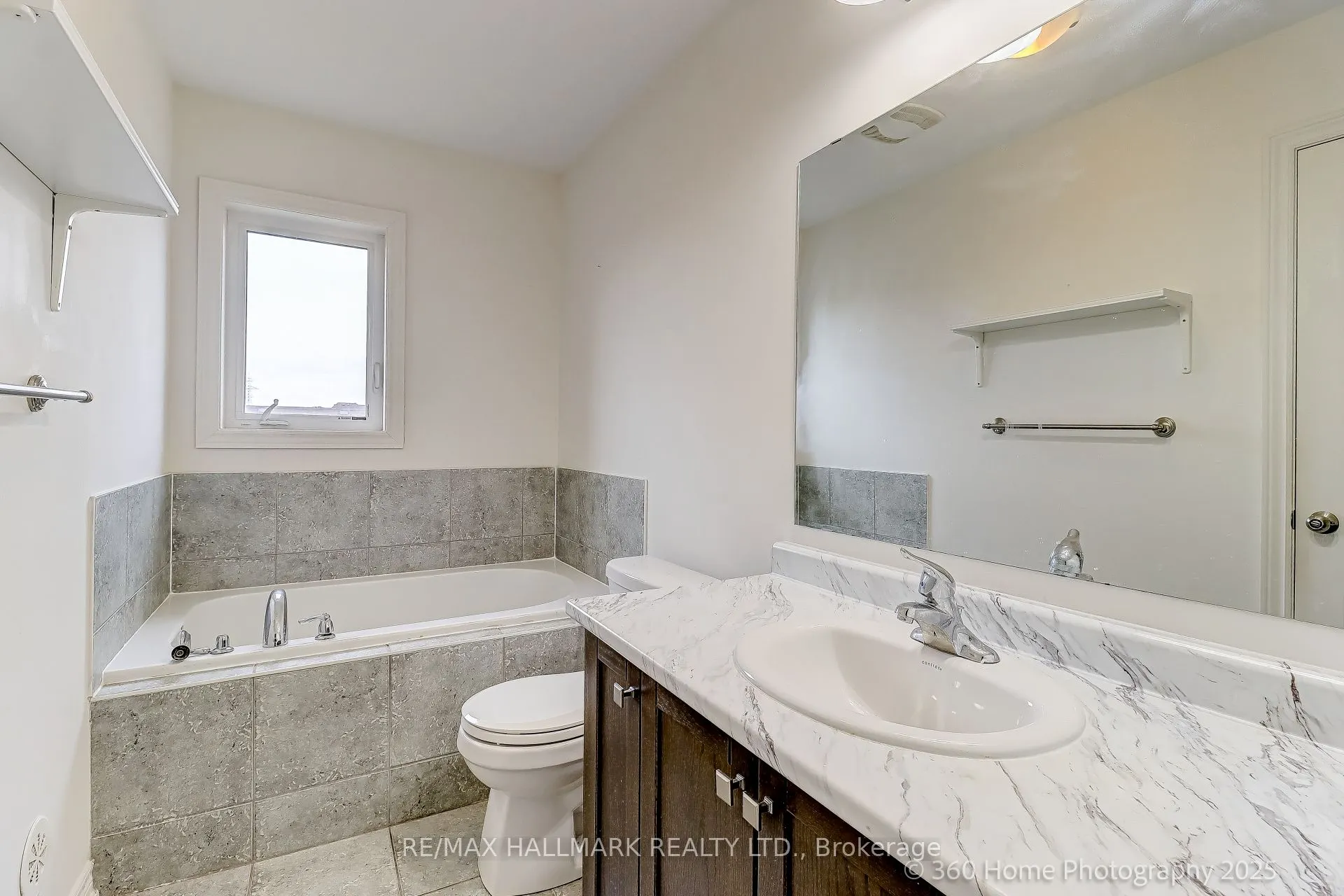 6 Aspen Hills Road, #17