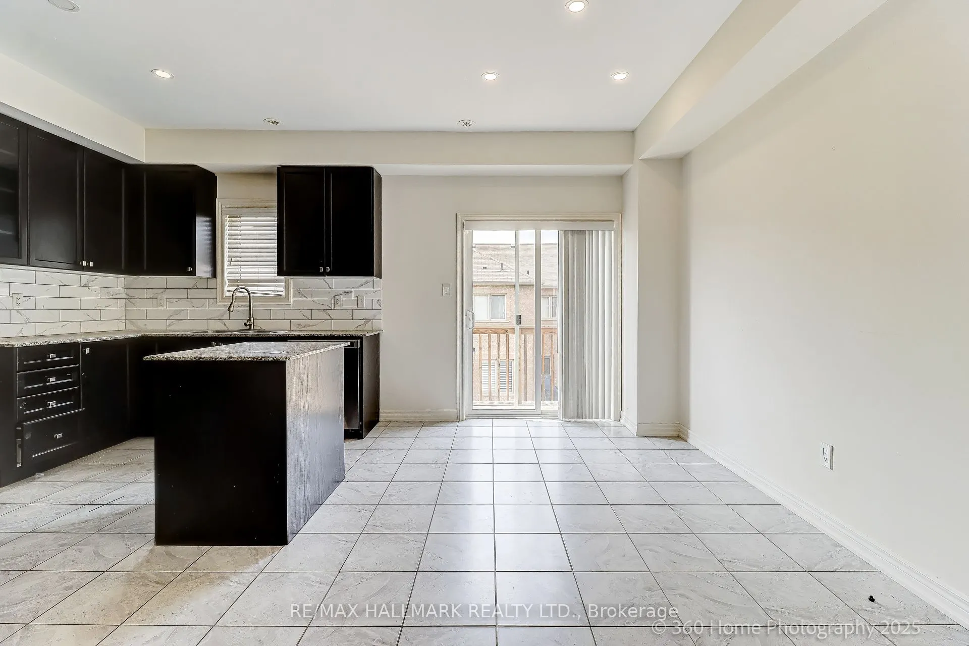 6 Aspen Hills Road, #17