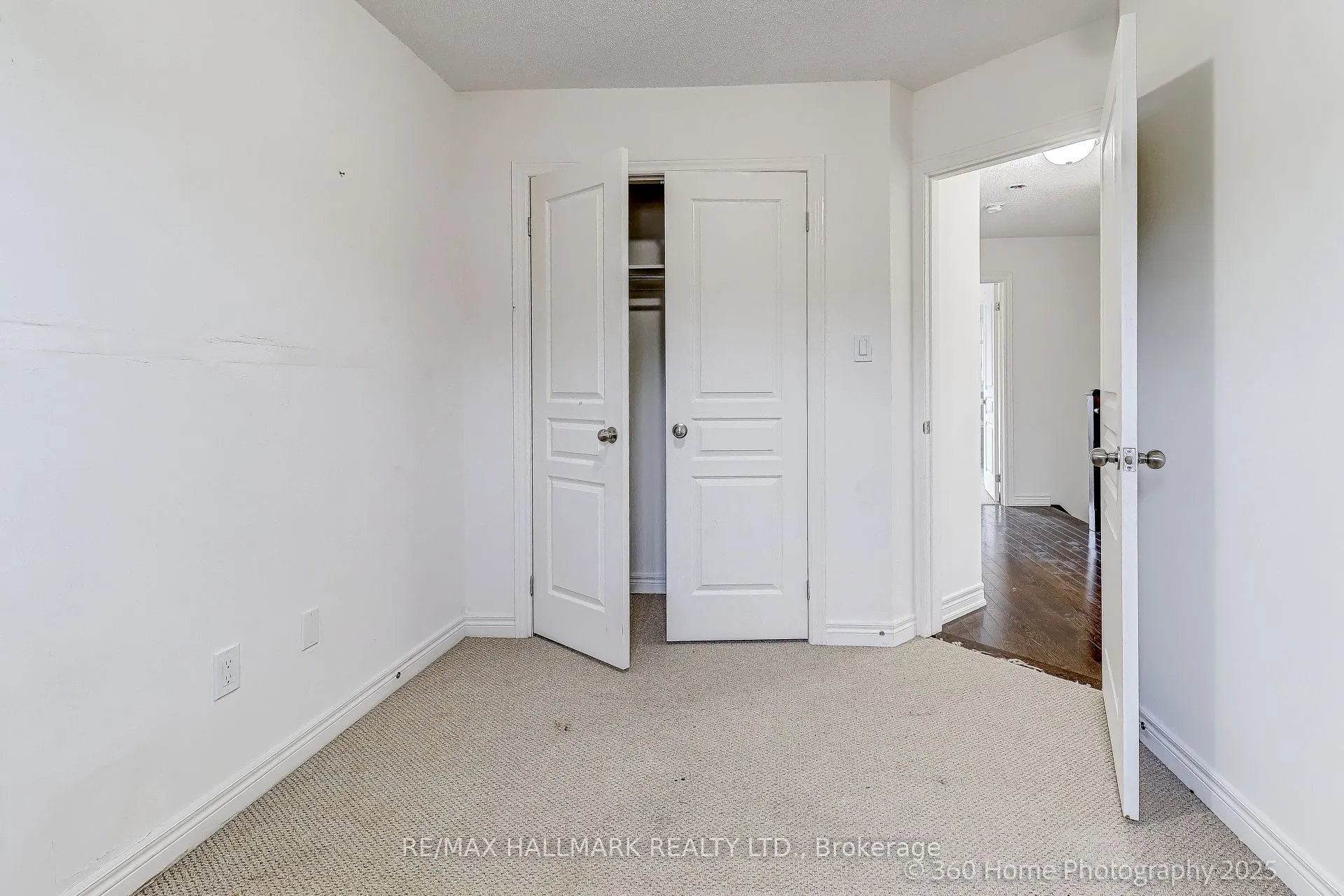 6 Aspen Hills Road, #17
