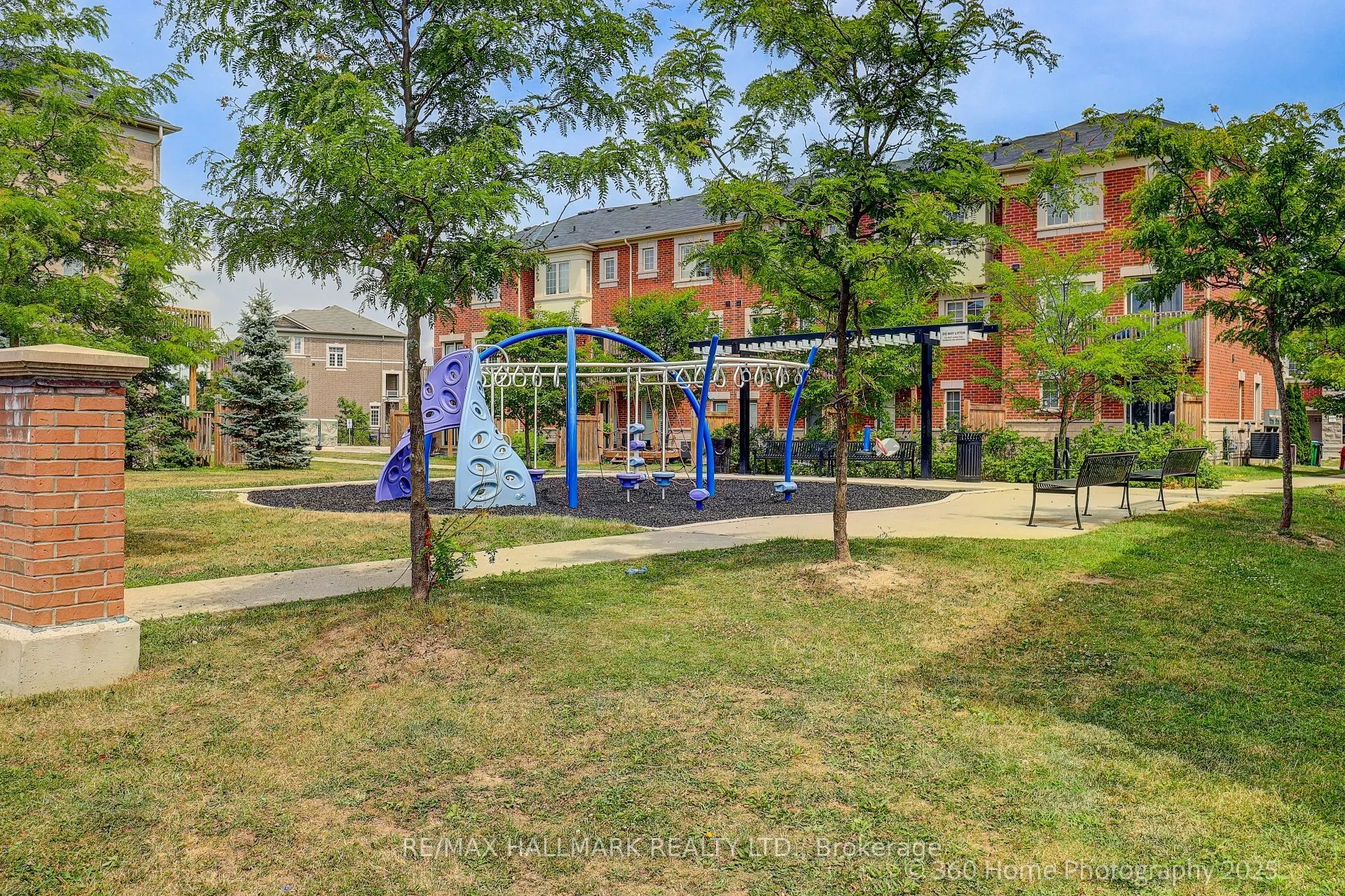6 Aspen Hills Road, #17