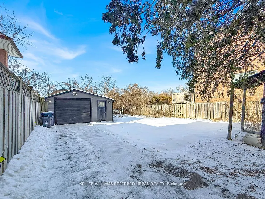 38 Hilldale Road