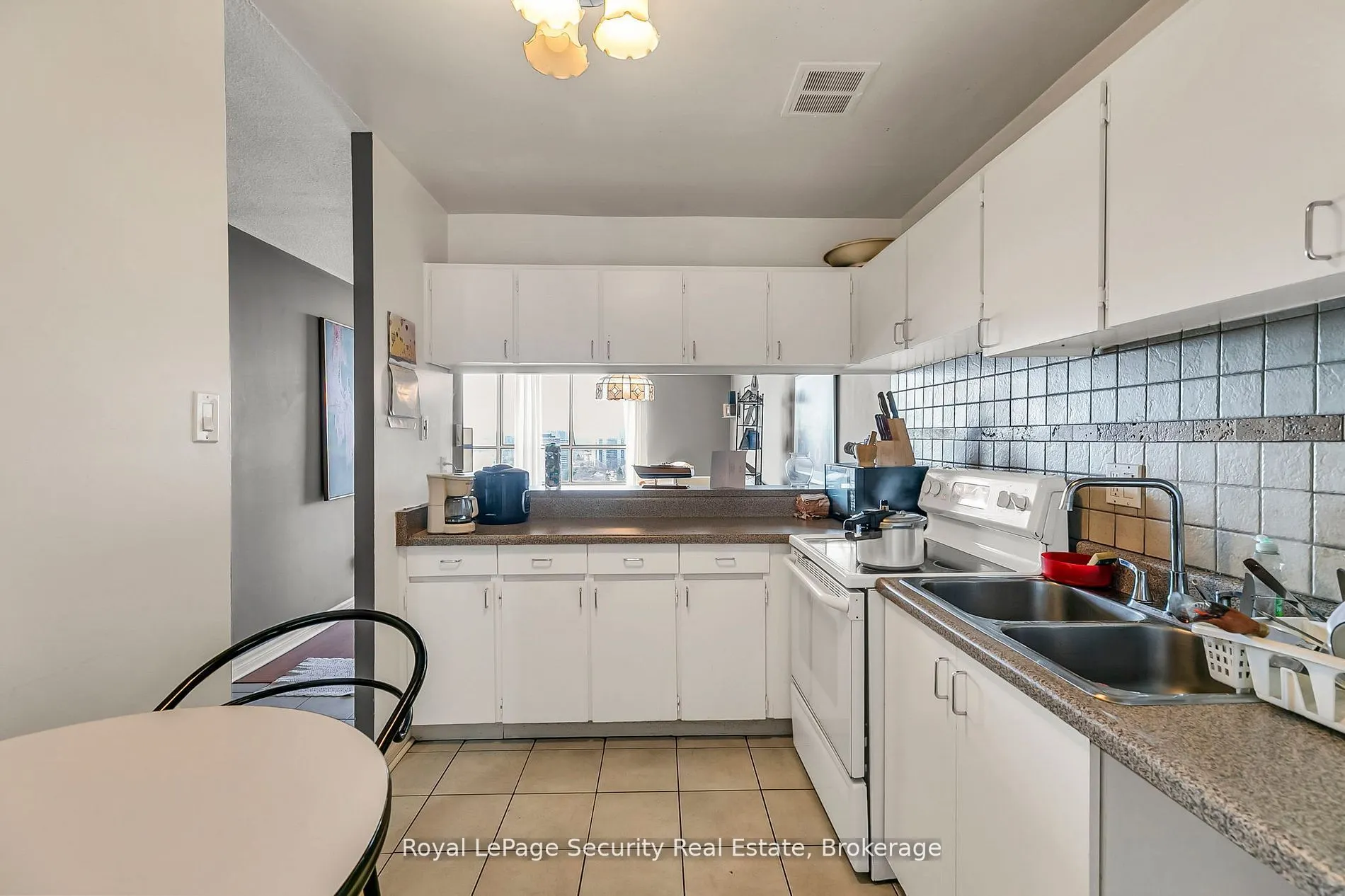 10 Martha Eaton Way, #2413
