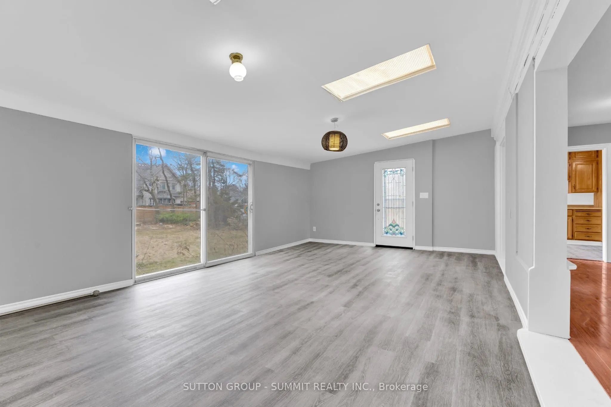 17 Ben Machree Drive