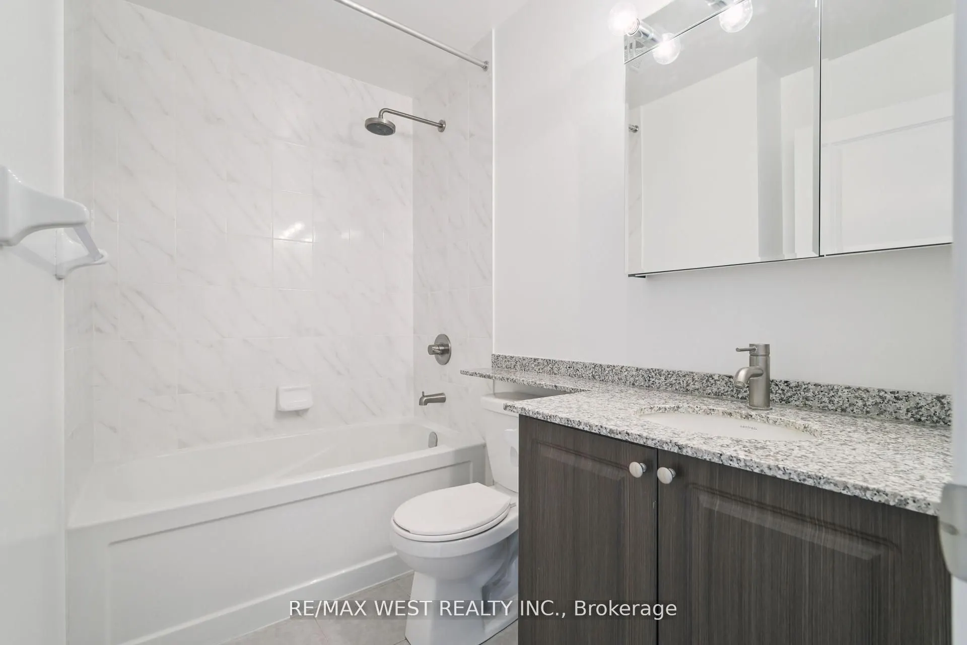 50 Via Rosedale, #117