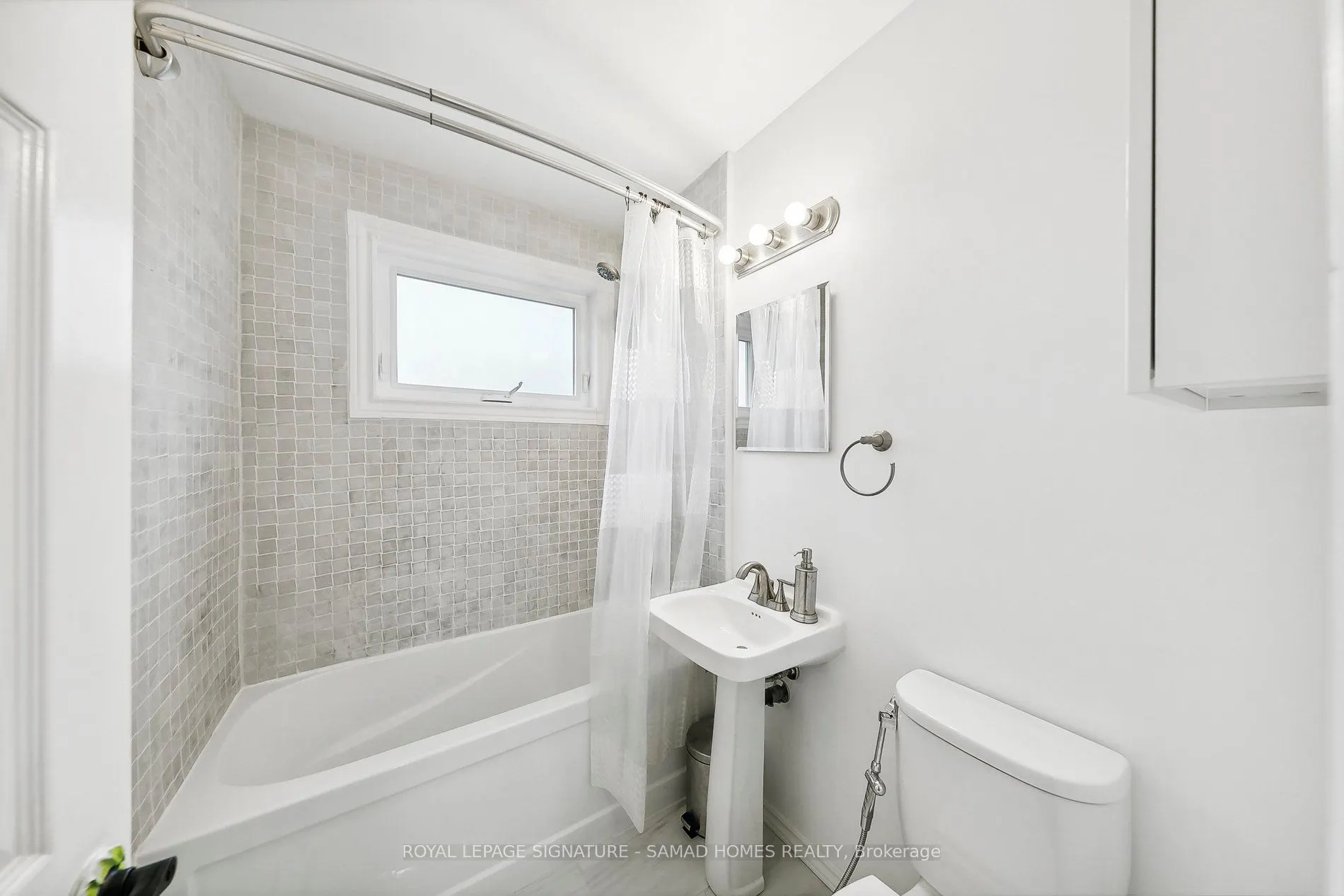 19 Langstone Crescent, #Upper