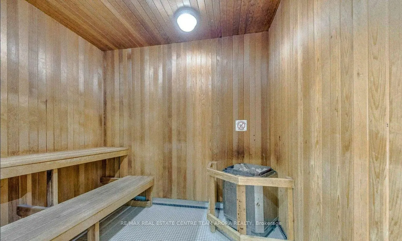 310 Burnhamthorpe Road W, #604