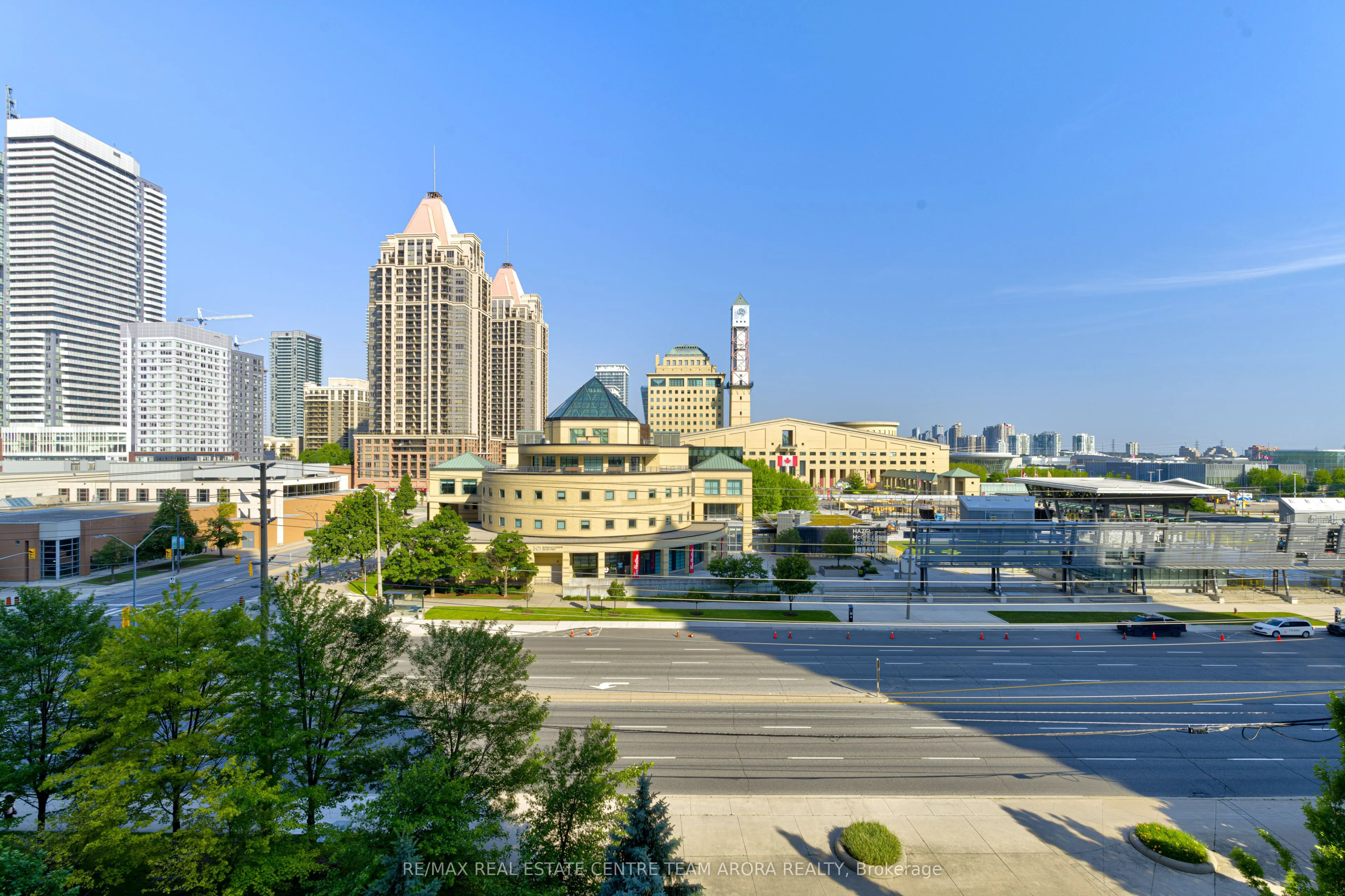 310 Burnhamthorpe Road W, #604