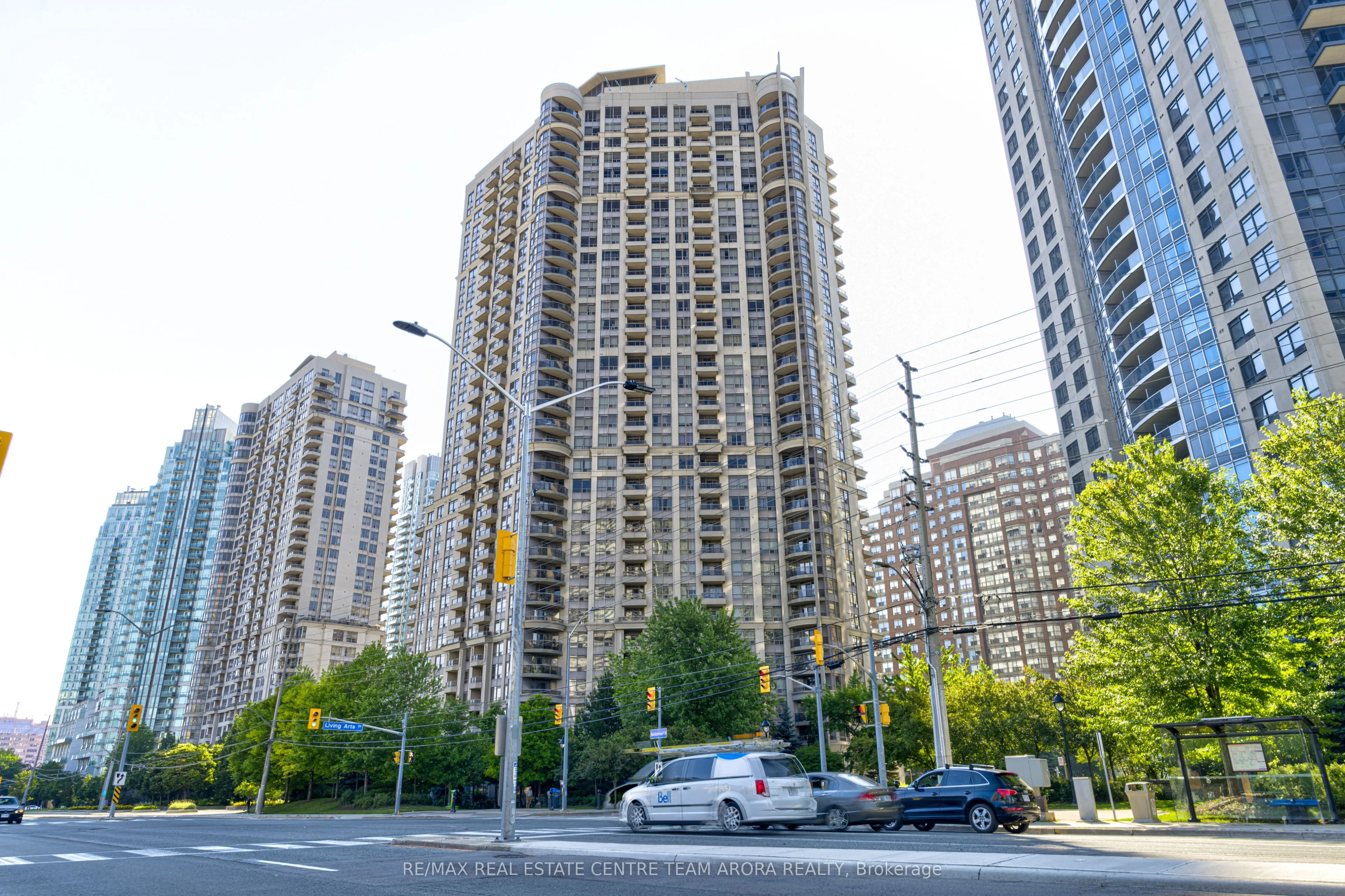 310 Burnhamthorpe Road W, #604
