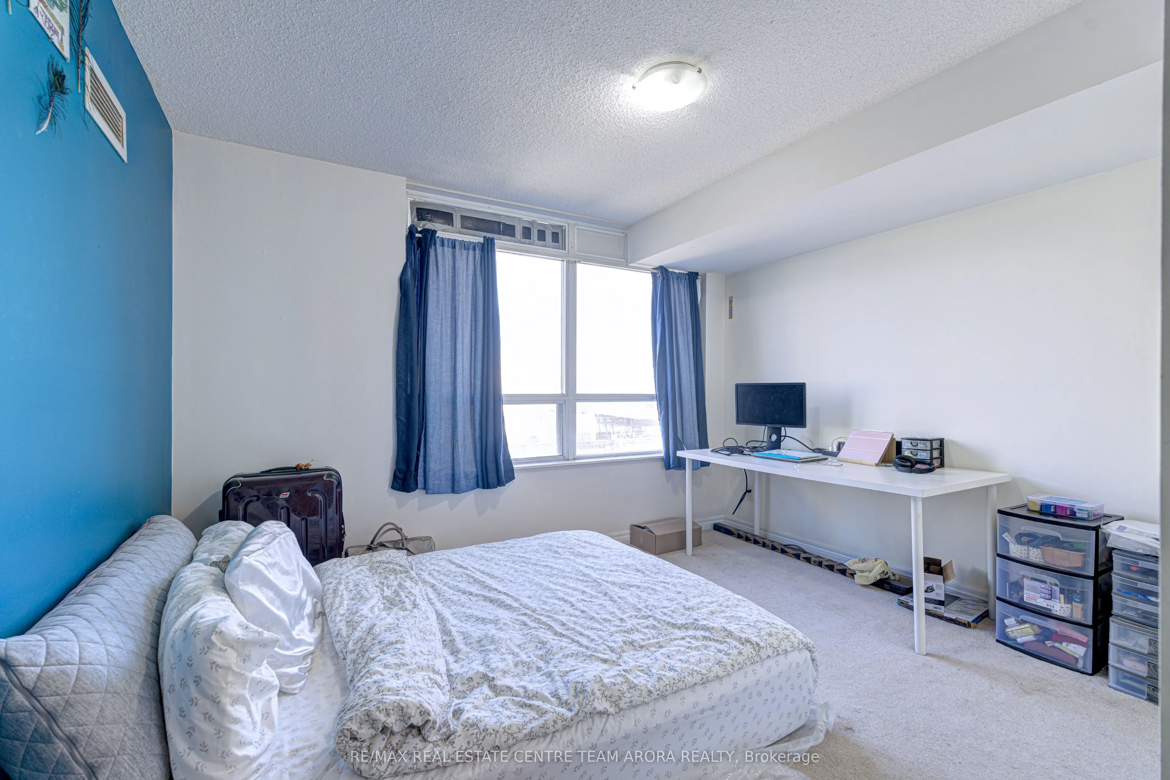 310 Burnhamthorpe Road W, #604