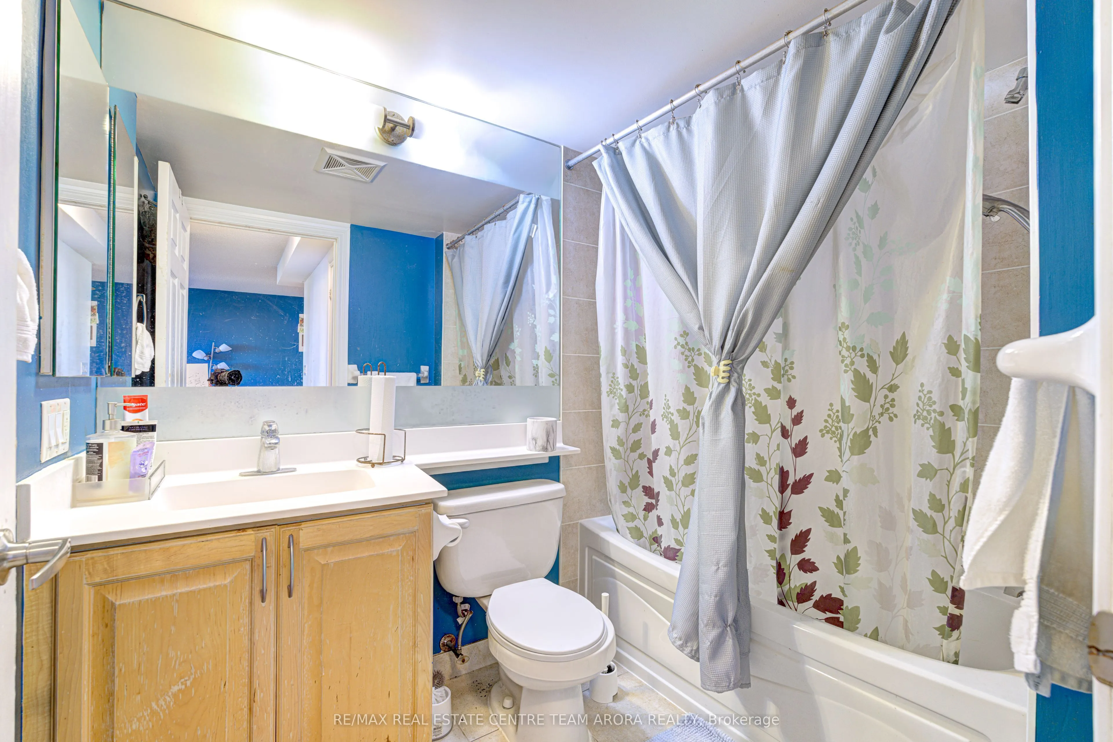 310 Burnhamthorpe Road W, #604