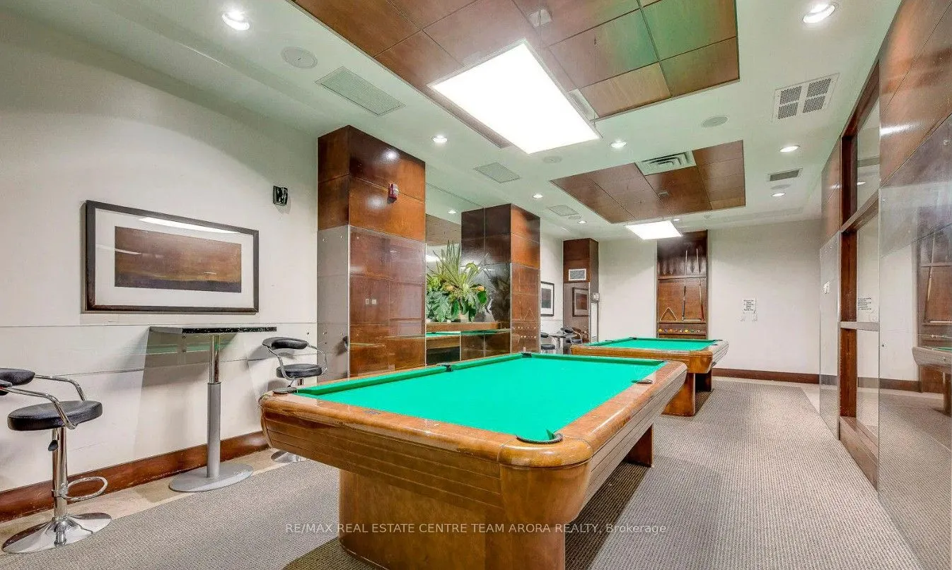 310 Burnhamthorpe Road W, #604