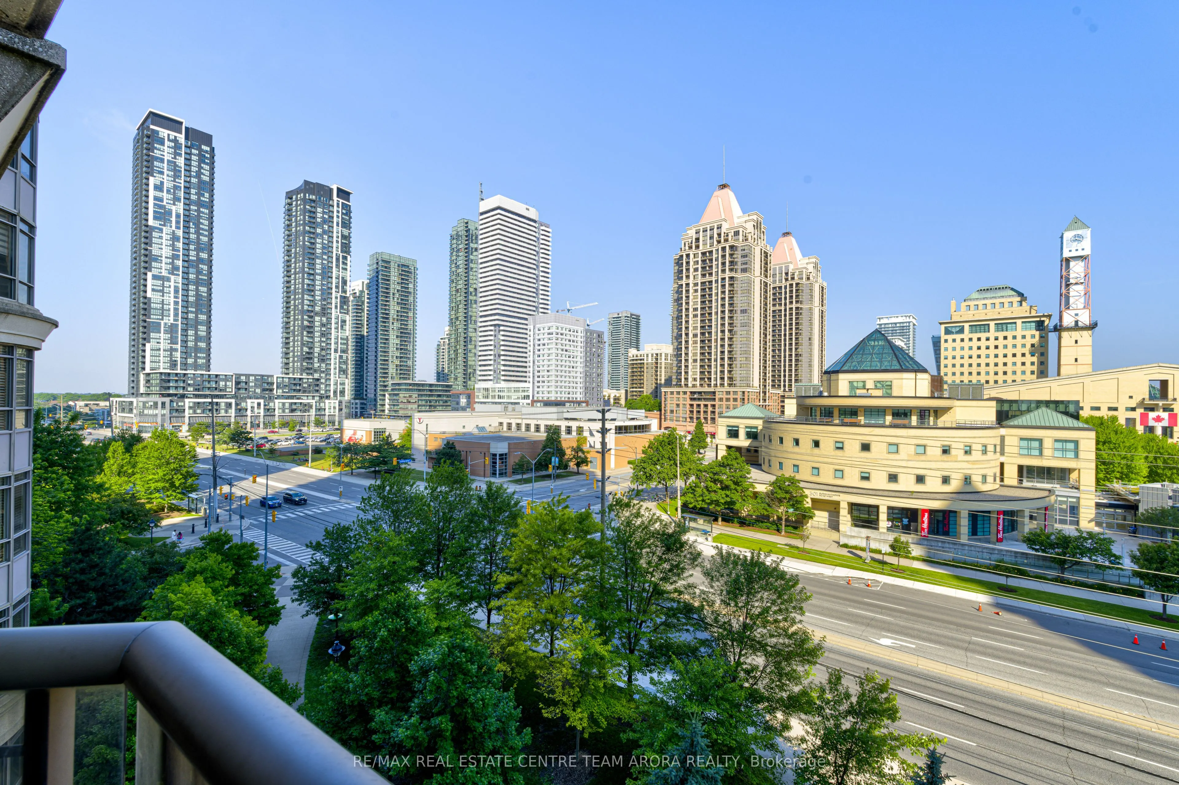 310 Burnhamthorpe Road W, #604