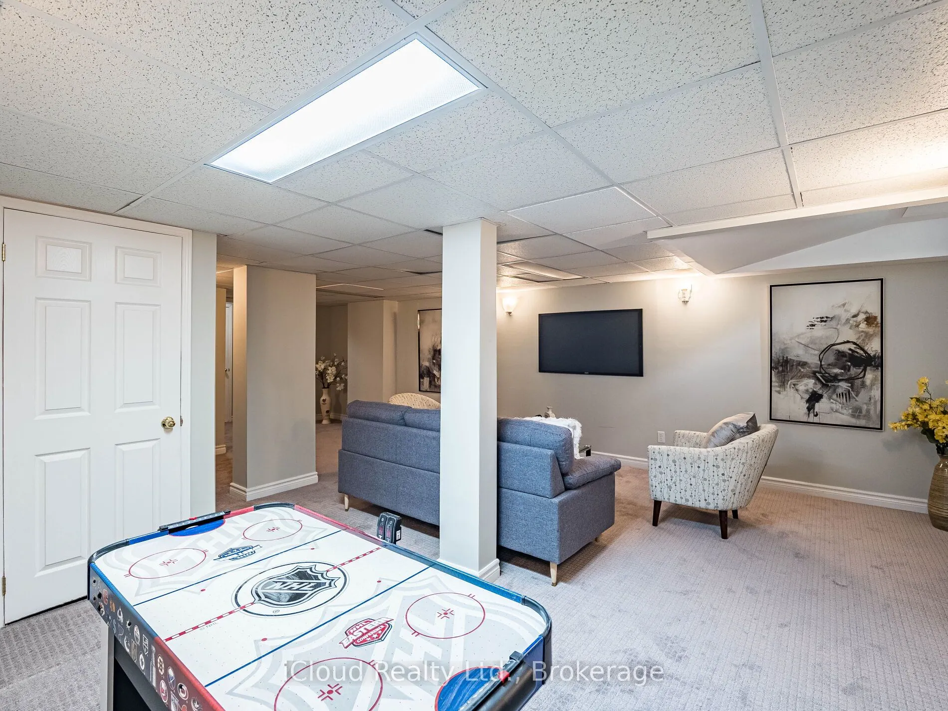 833 Scollard Court, #107