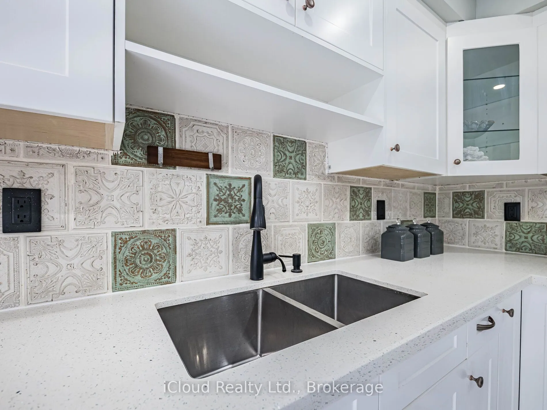 833 Scollard Court, #107