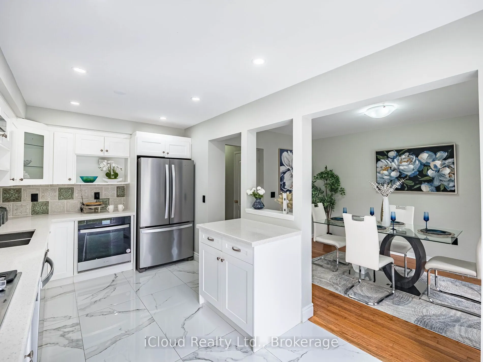 833 Scollard Court, #107
