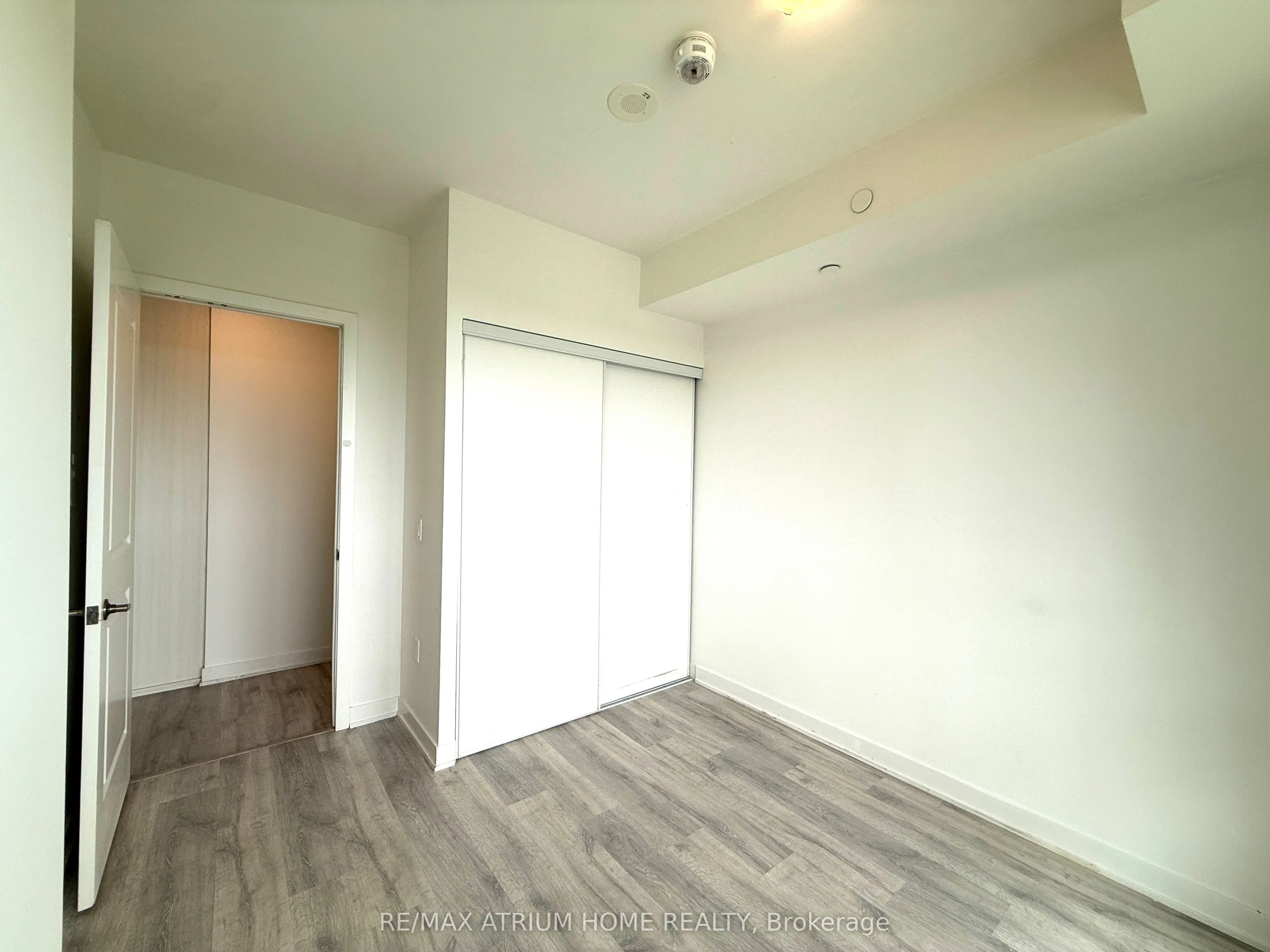 4699 Glen Erin Drive, #305