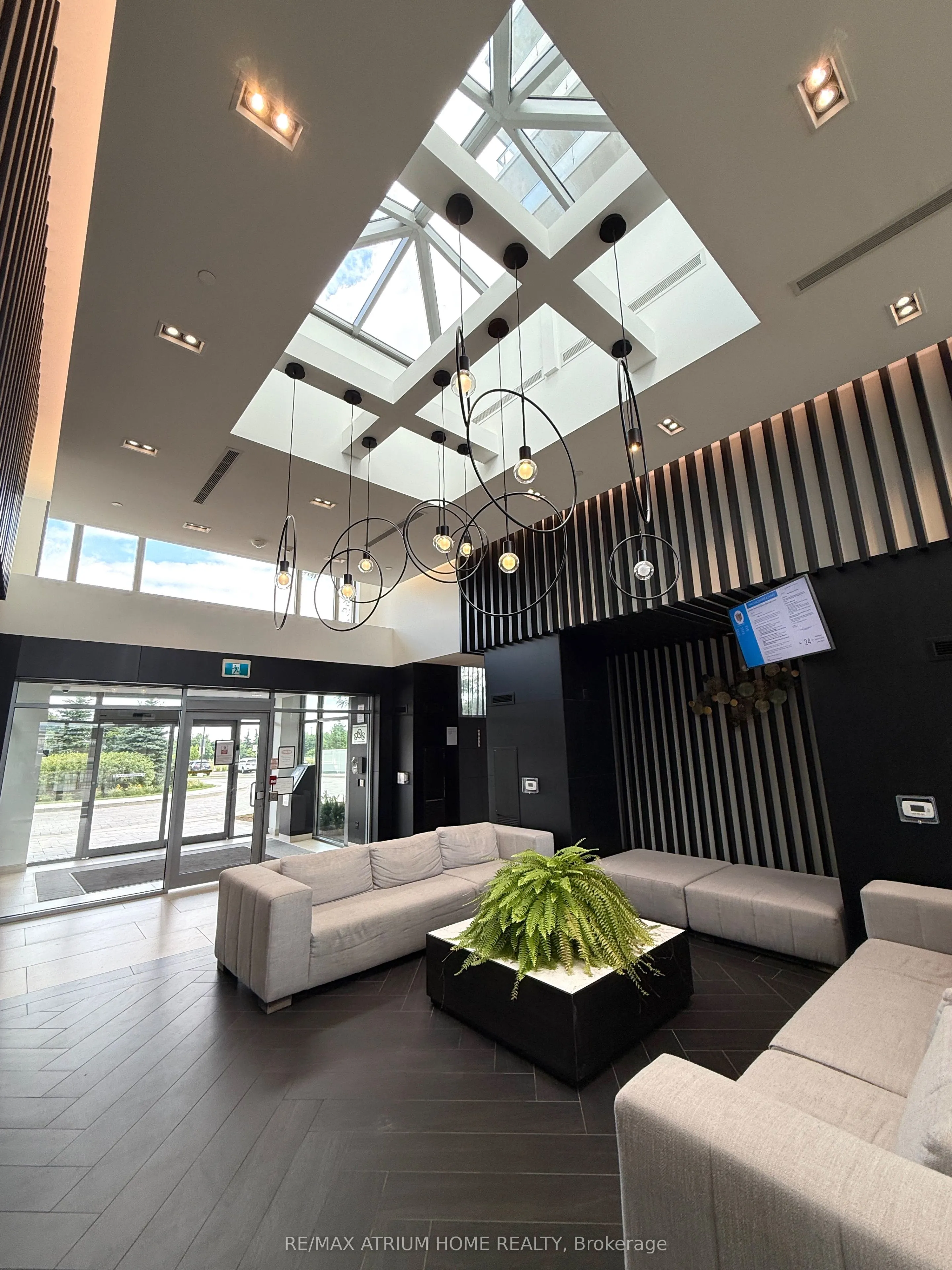 4699 Glen Erin Drive, #305