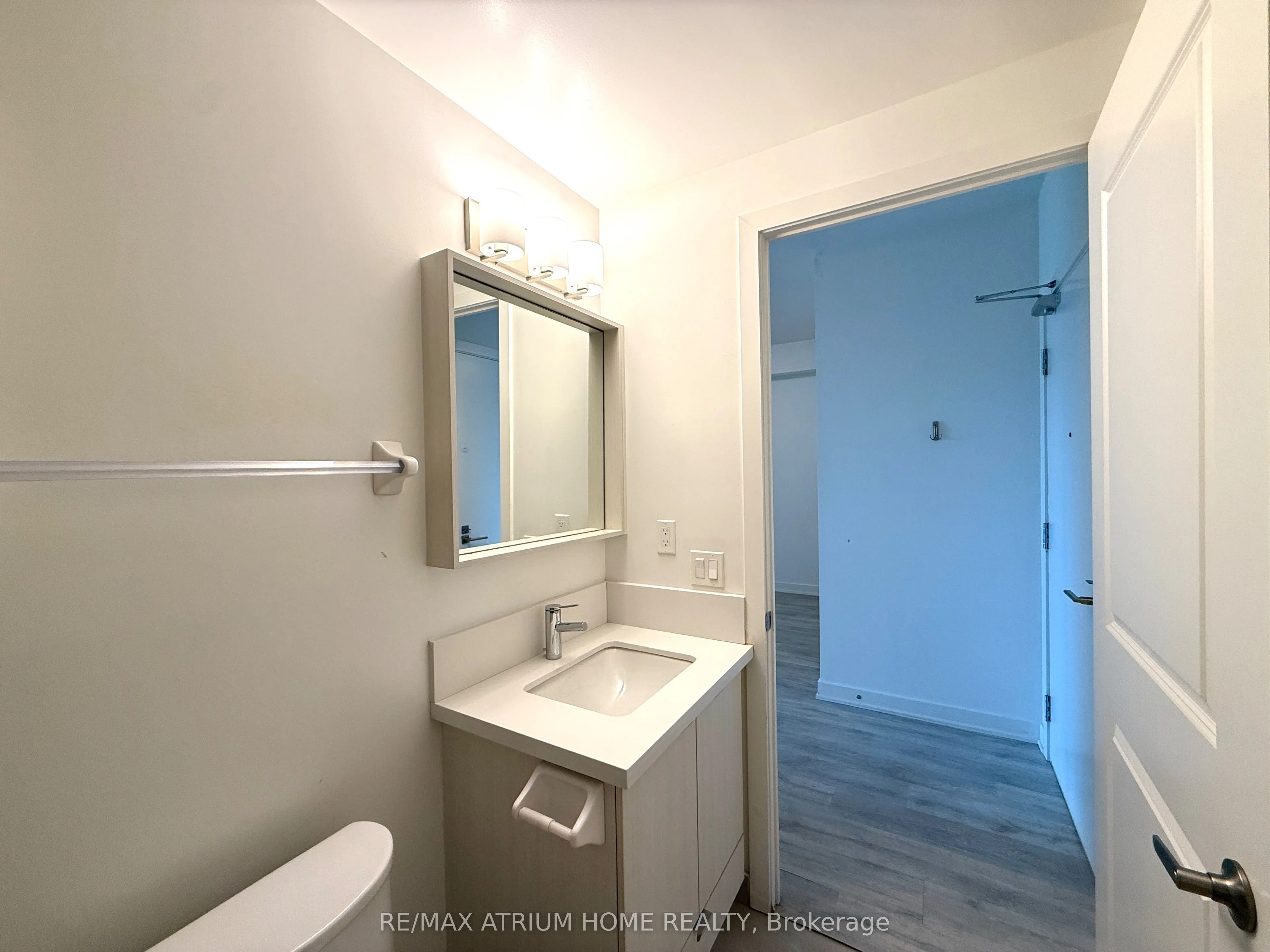 4699 Glen Erin Drive, #305