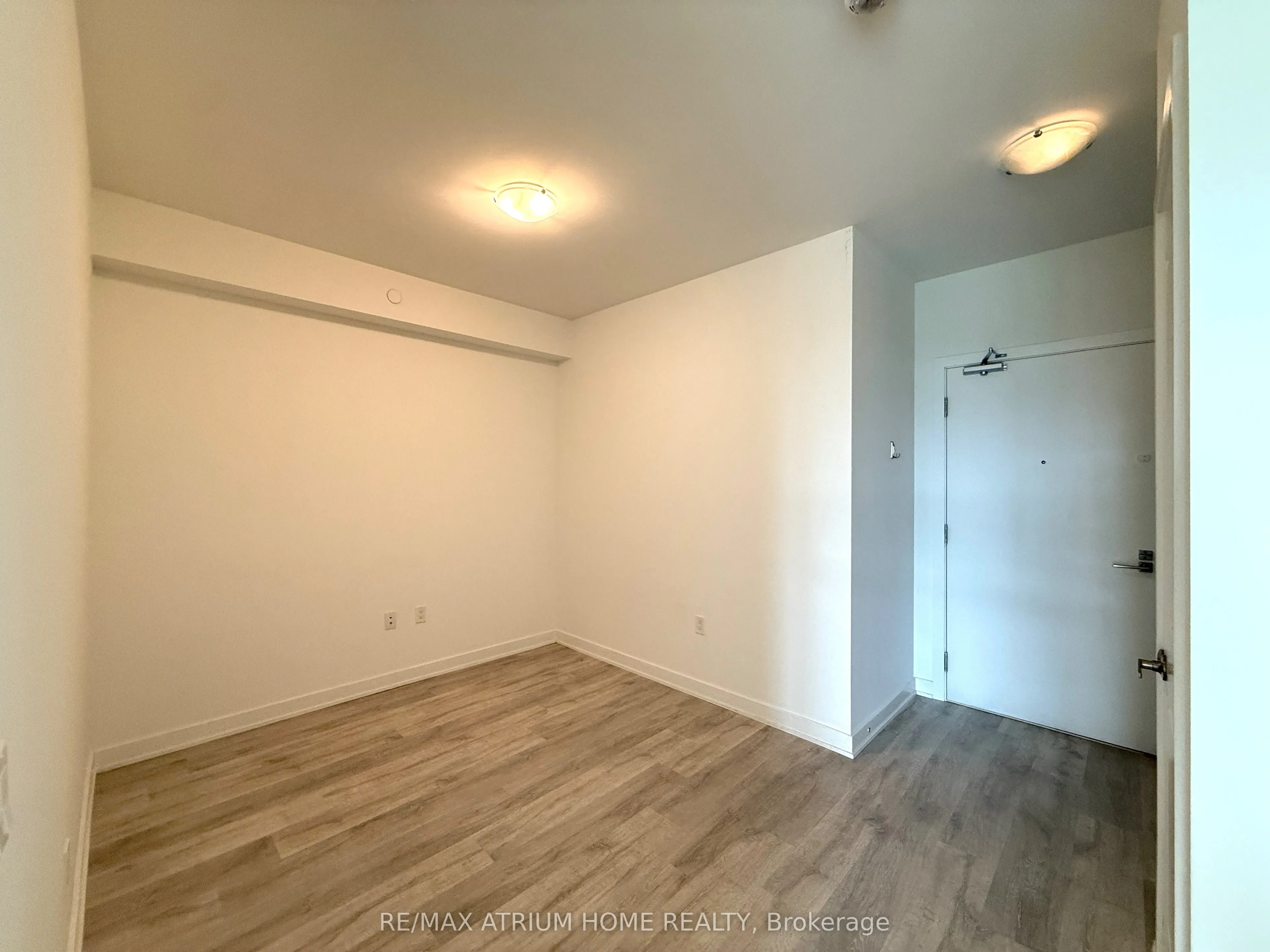 4699 Glen Erin Drive, #305