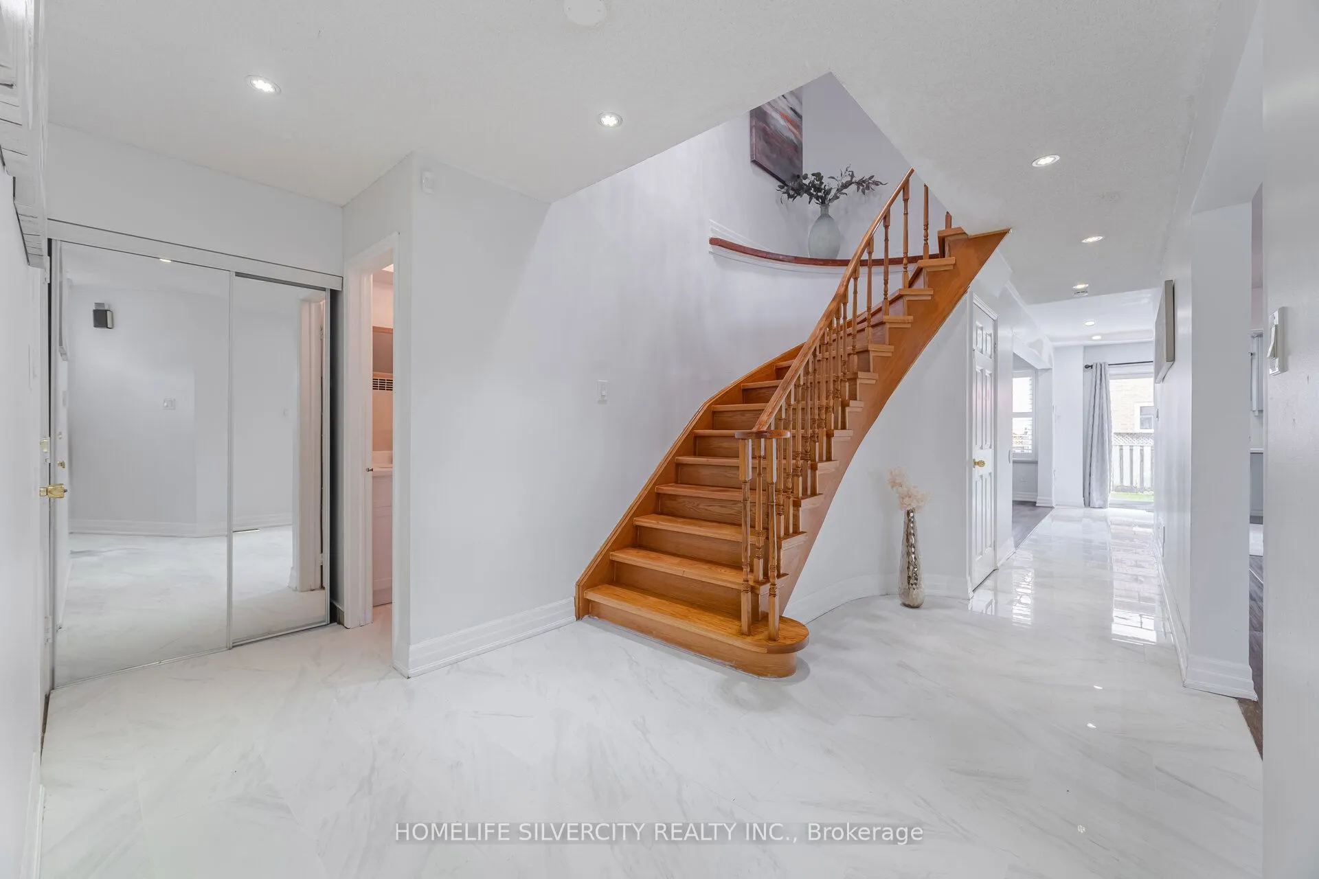 190 Major Wm Sharpe Drive