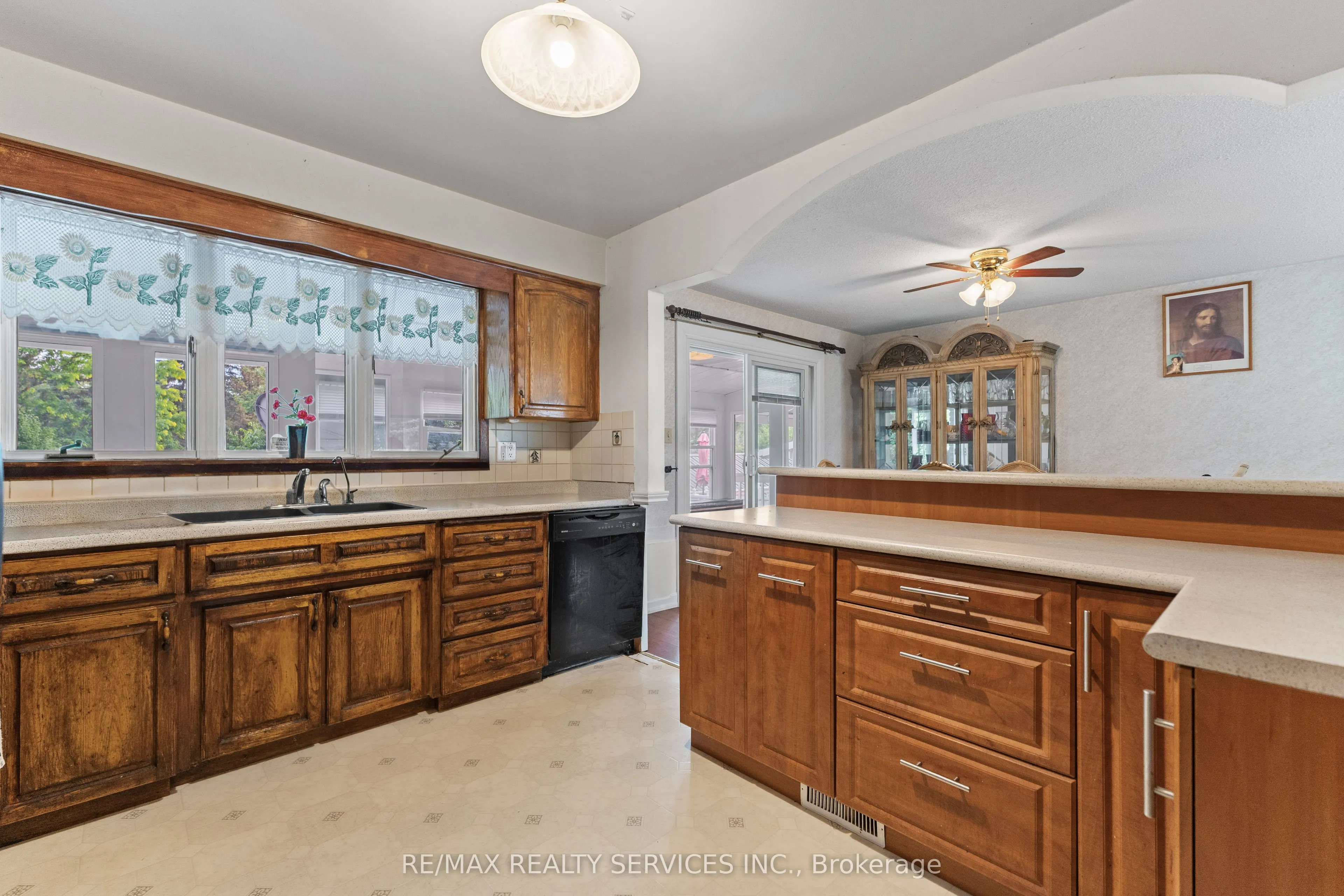 538 Guelph Street