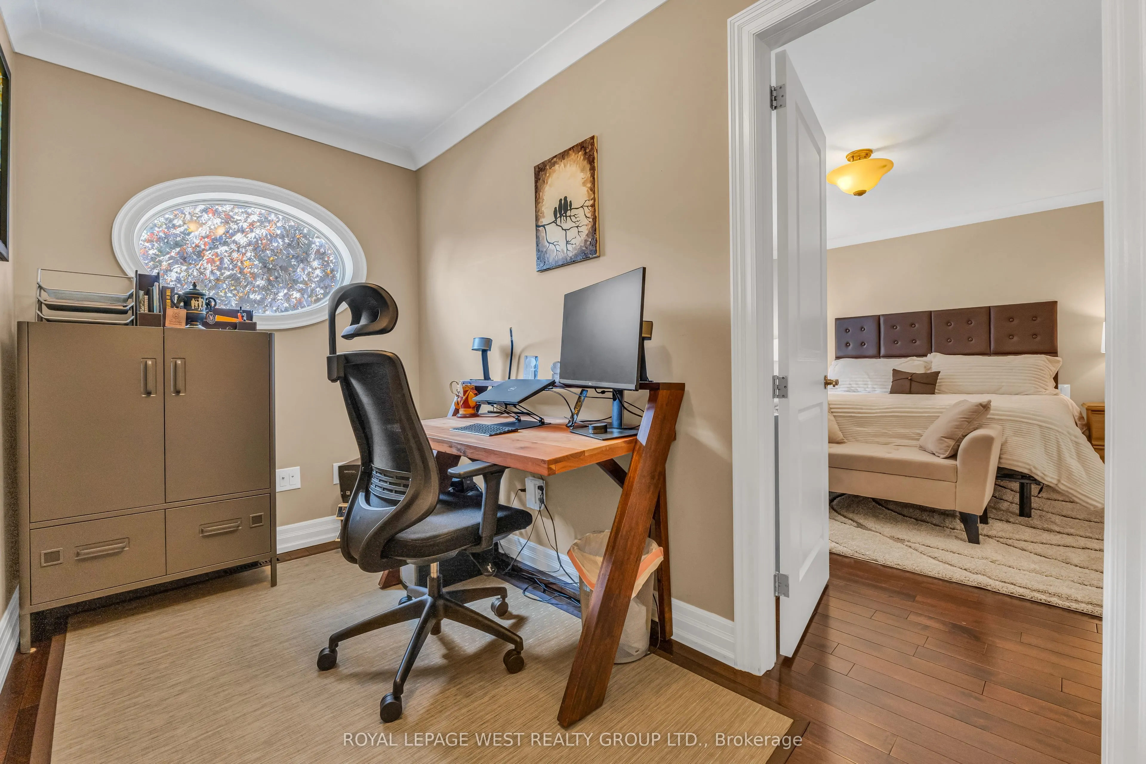 1321 Canford Crescent