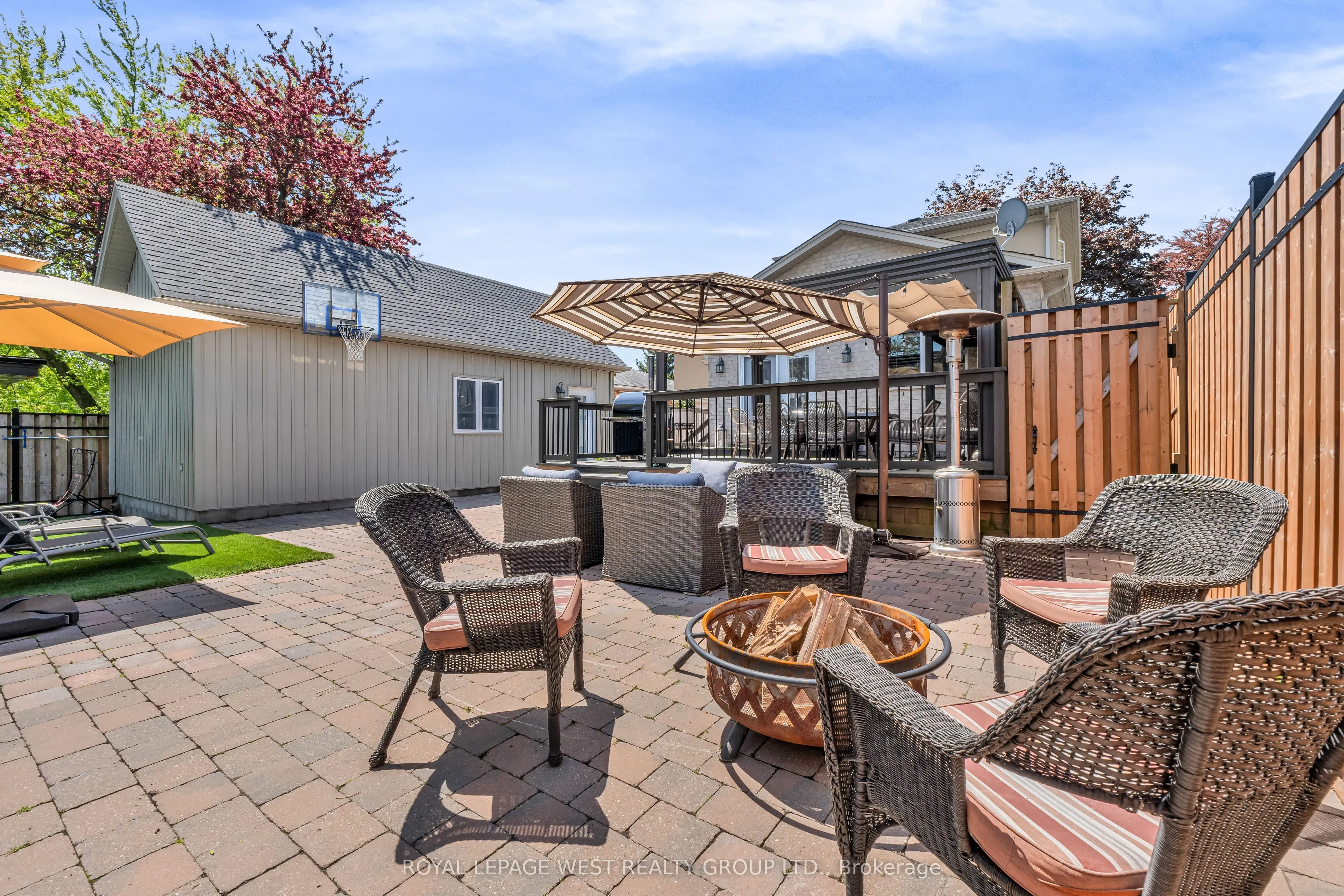 1321 Canford Crescent