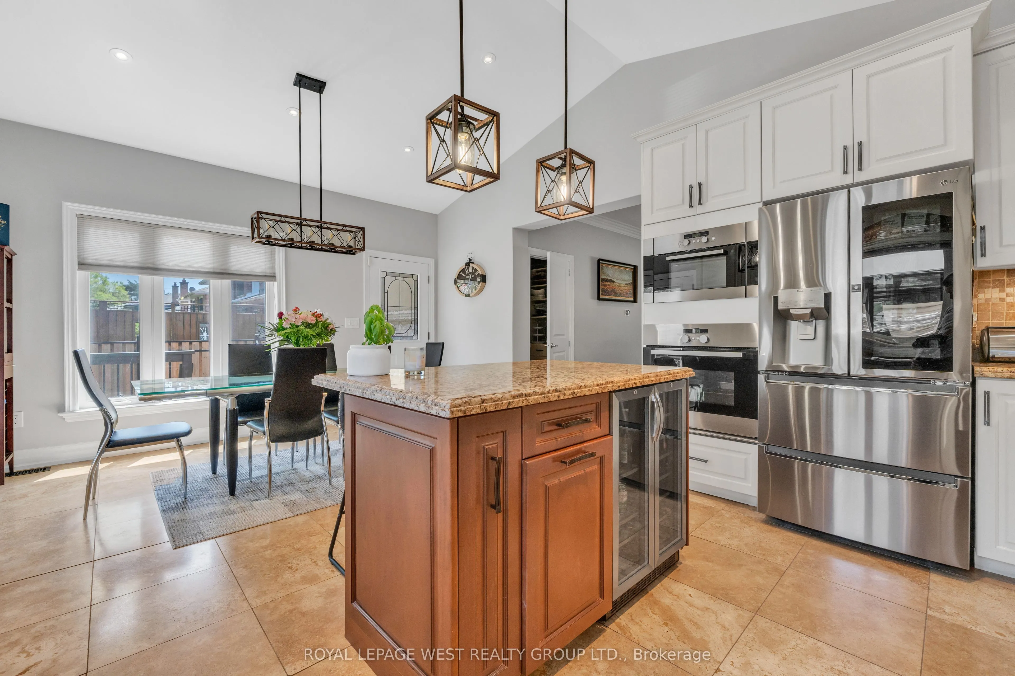 1321 Canford Crescent