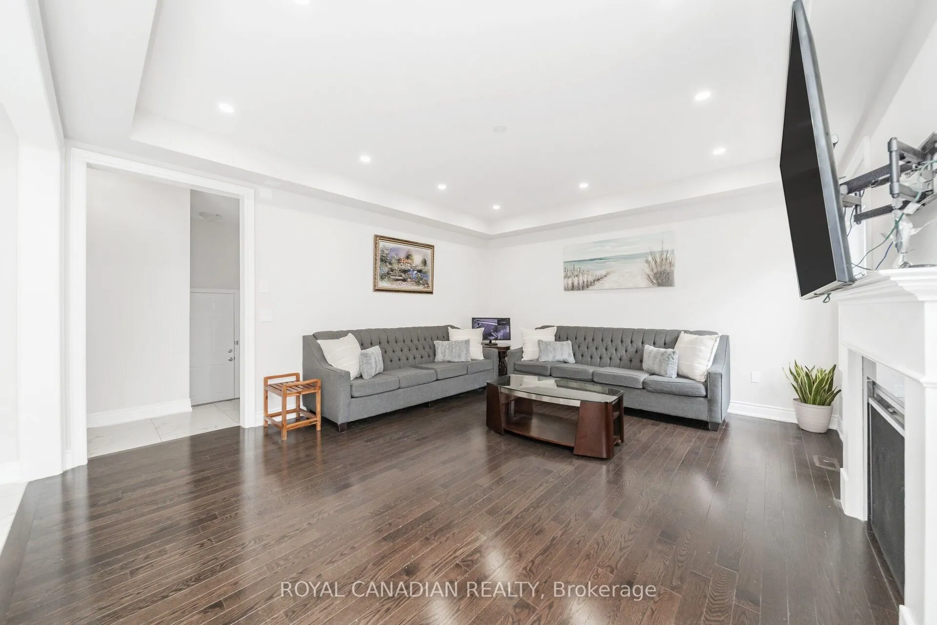 1531 Mendelson Heights