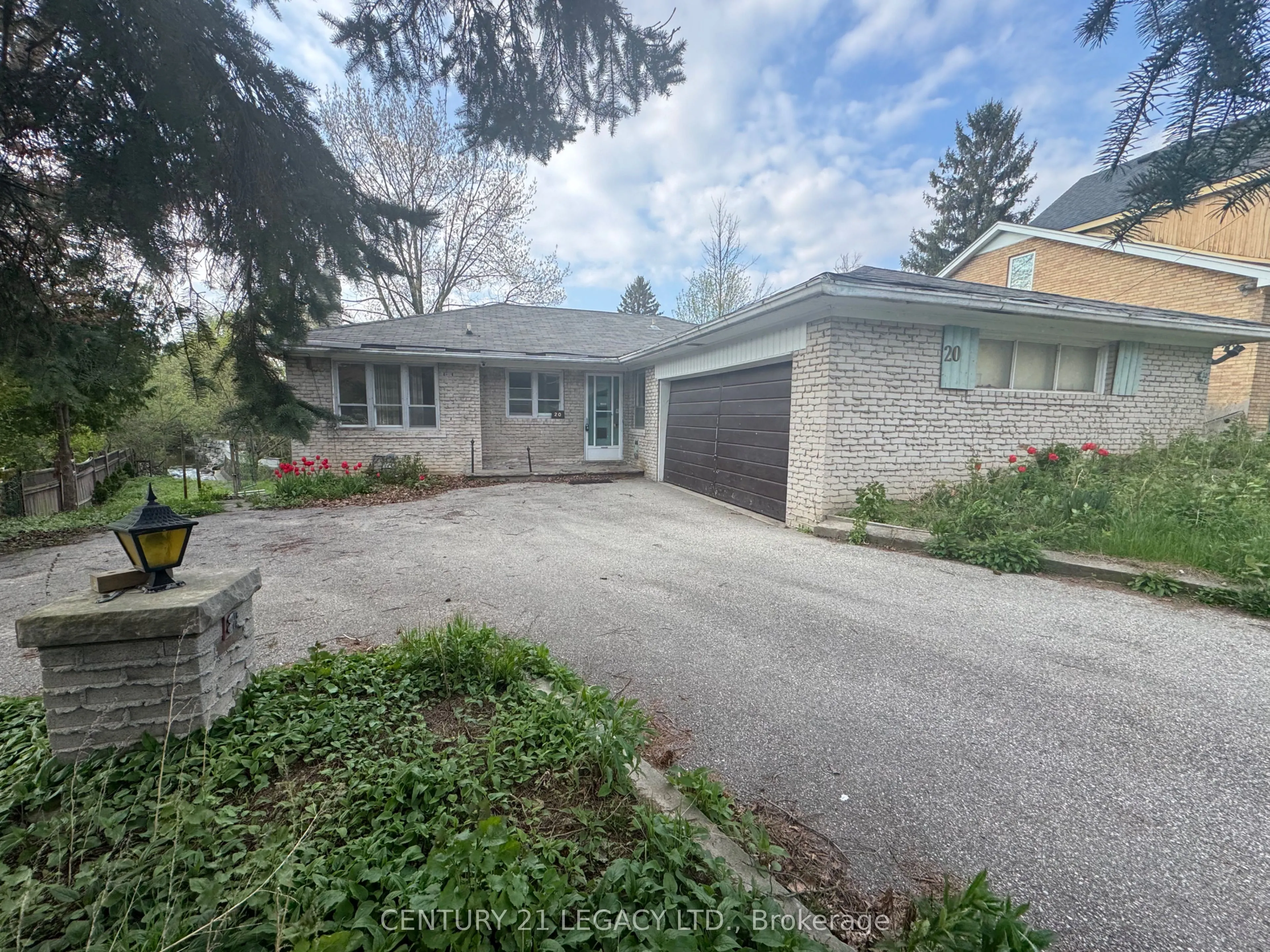 20 Leland Avenue