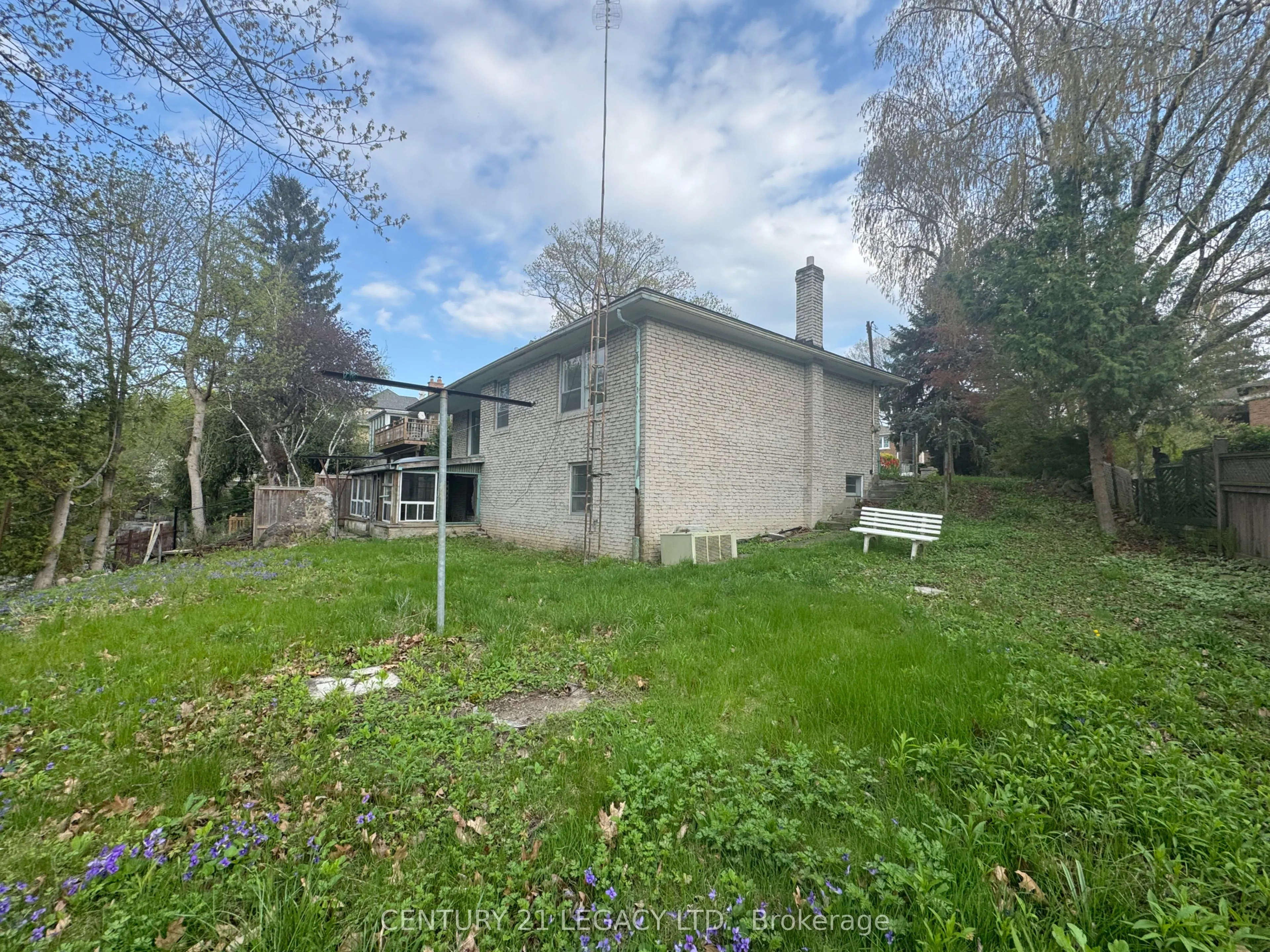 20 Leland Avenue