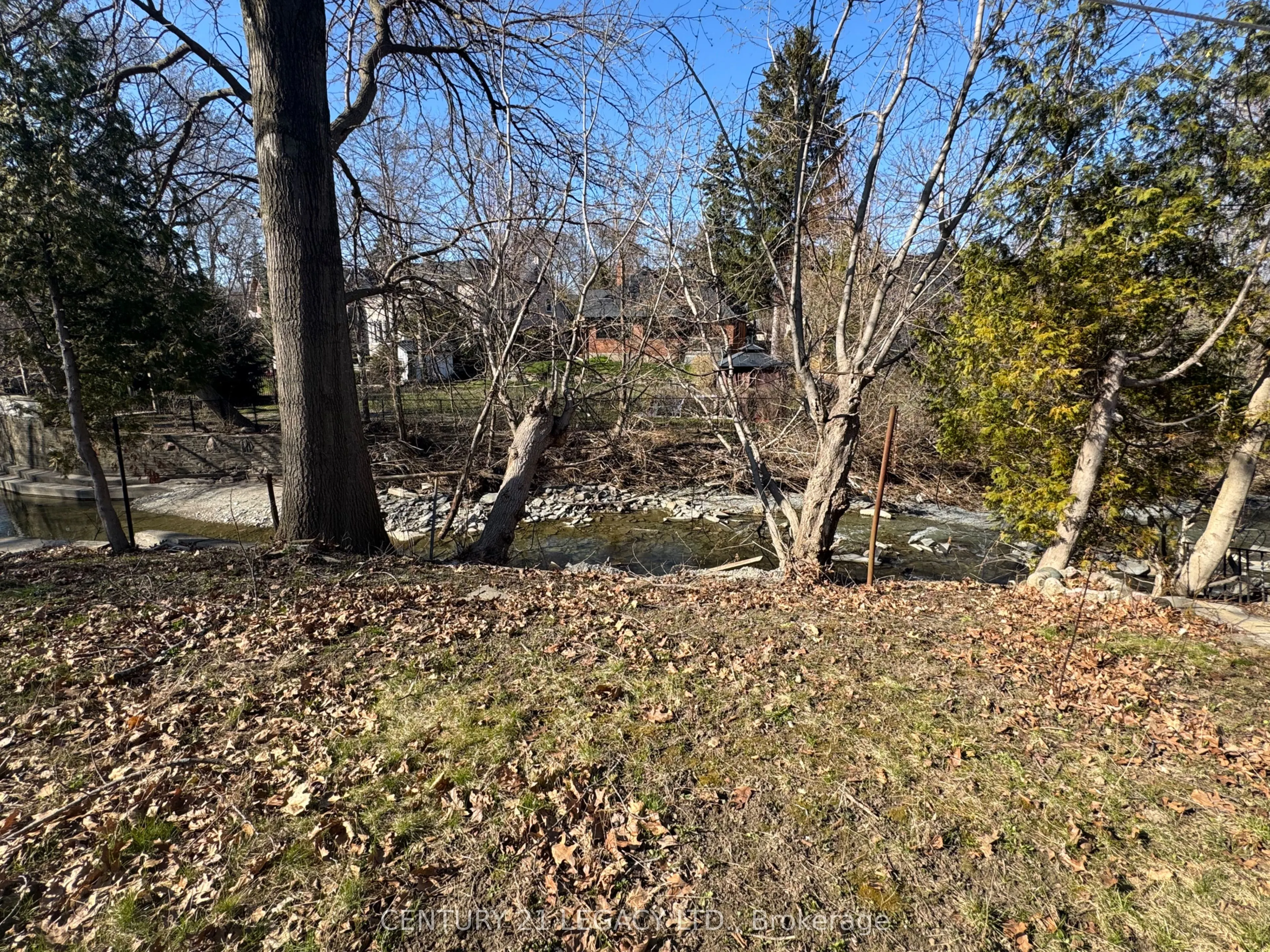 20 Leland Avenue