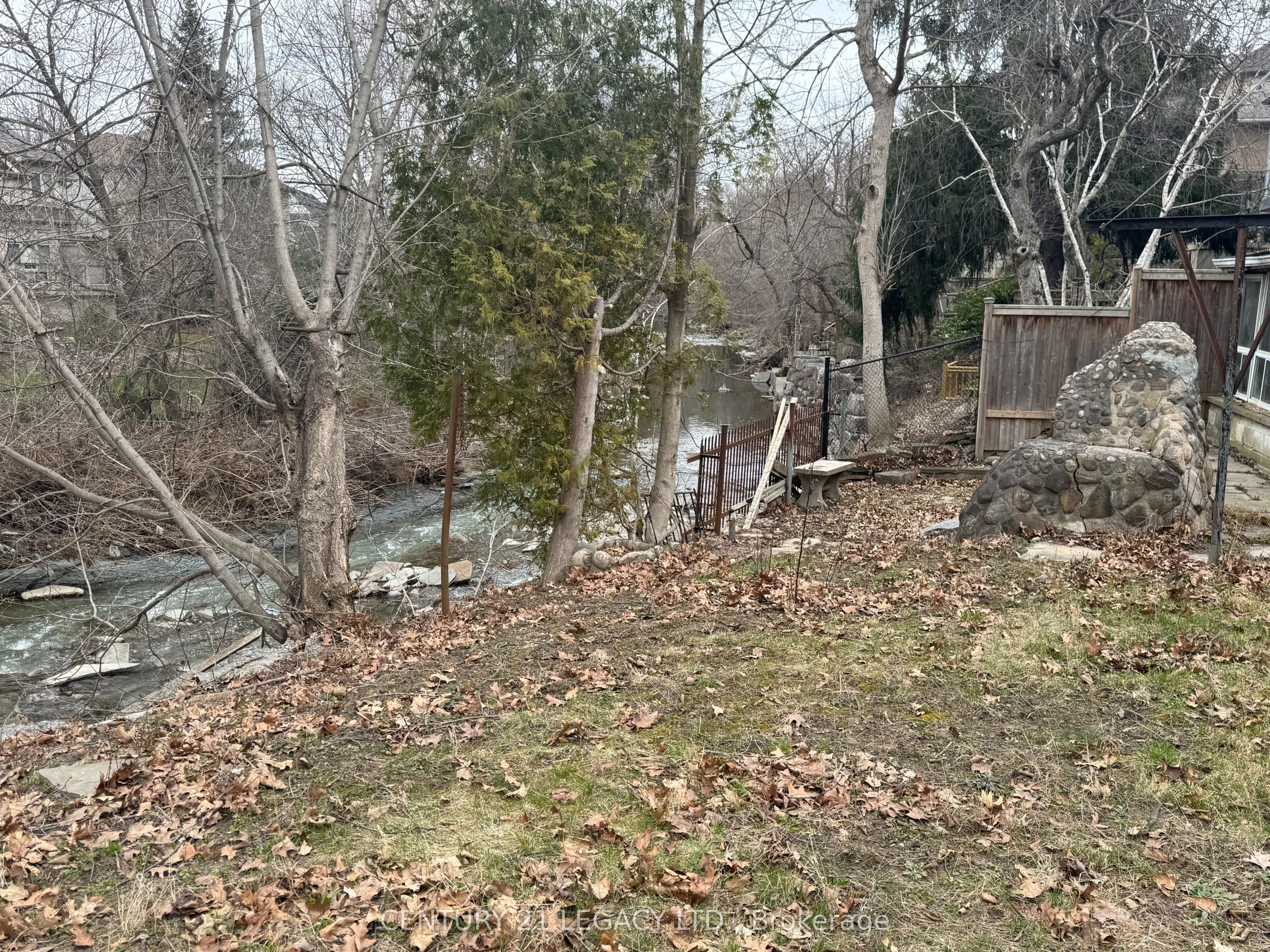 20 Leland Avenue