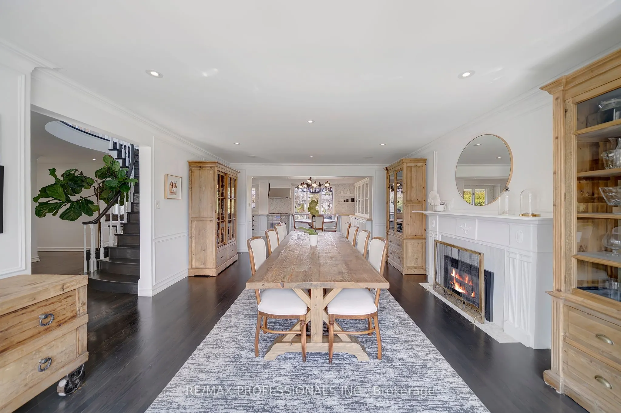 52 Courtsfield Crescent
