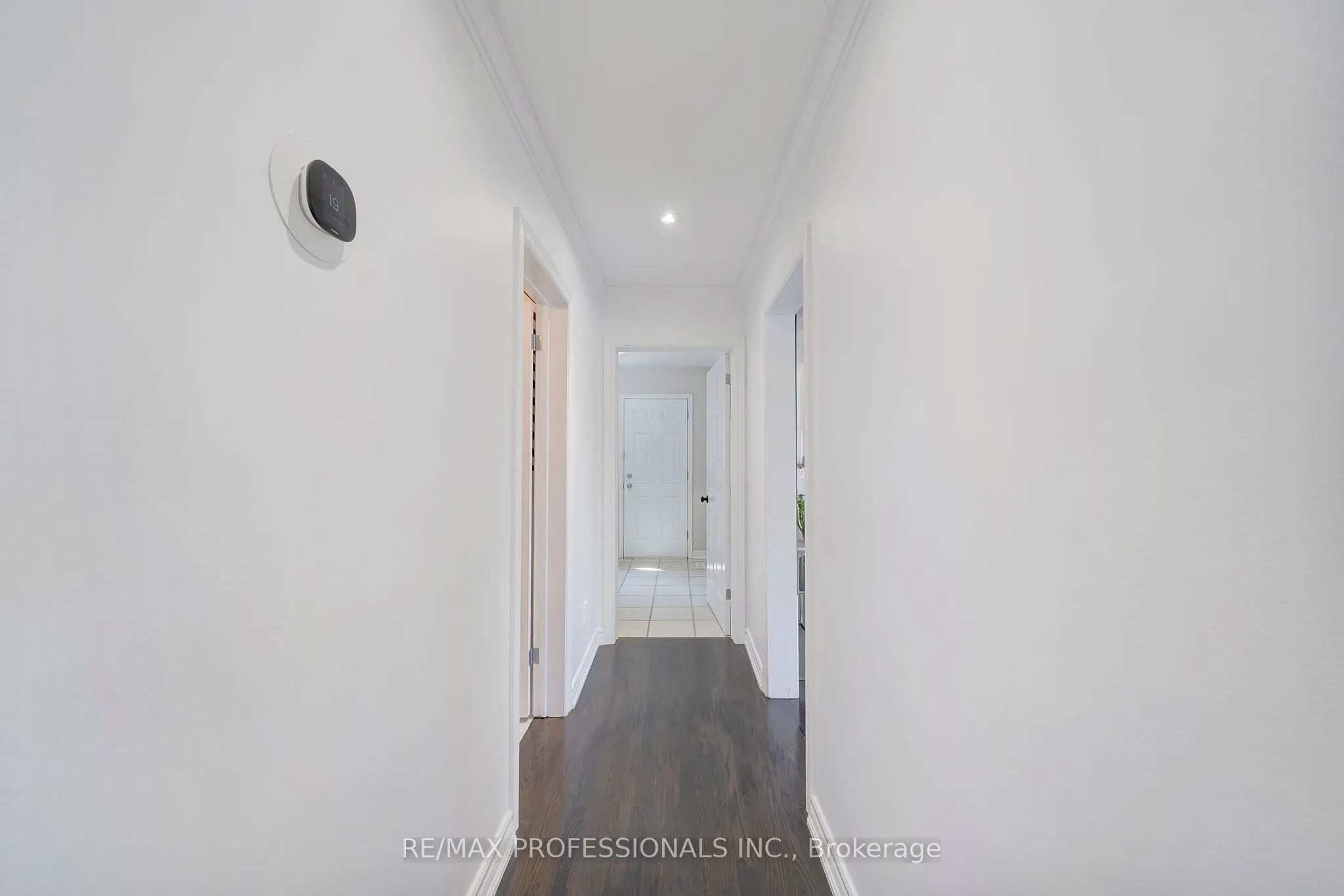 52 Courtsfield Crescent