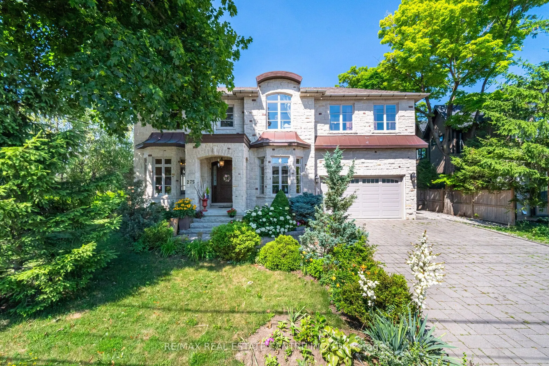 275 Martin Street
