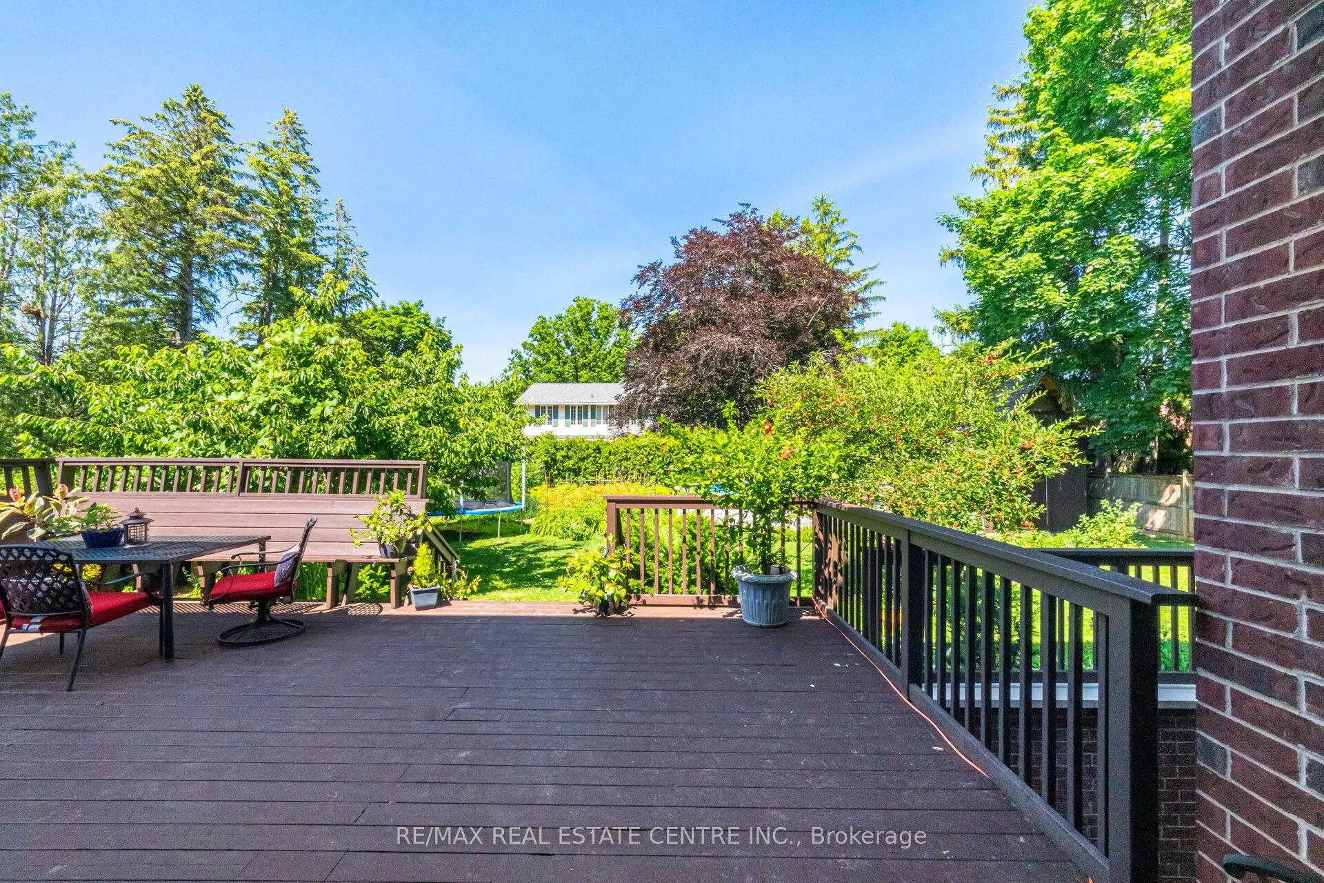 275 Martin Street