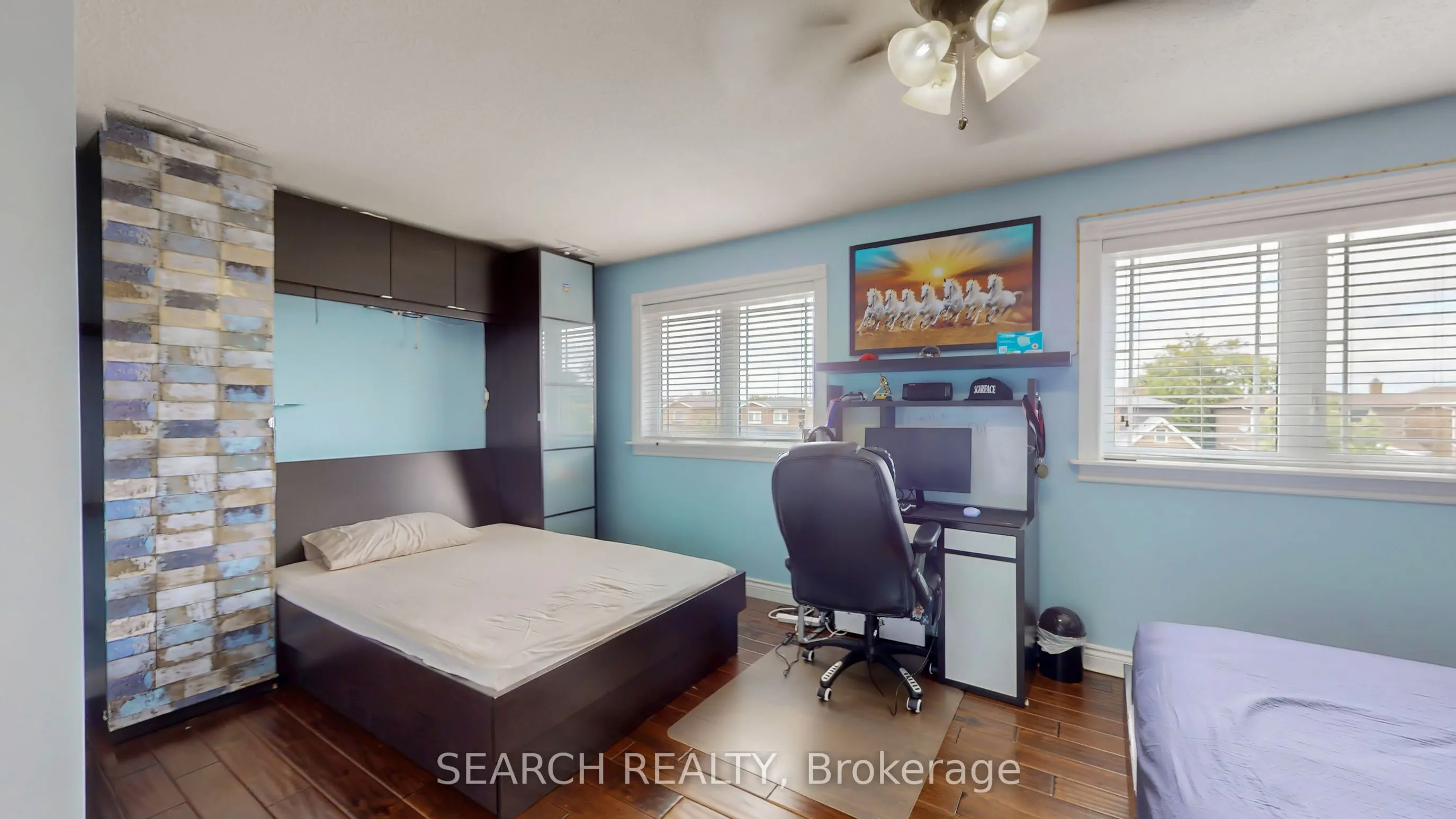 163 Simmons Boulevard